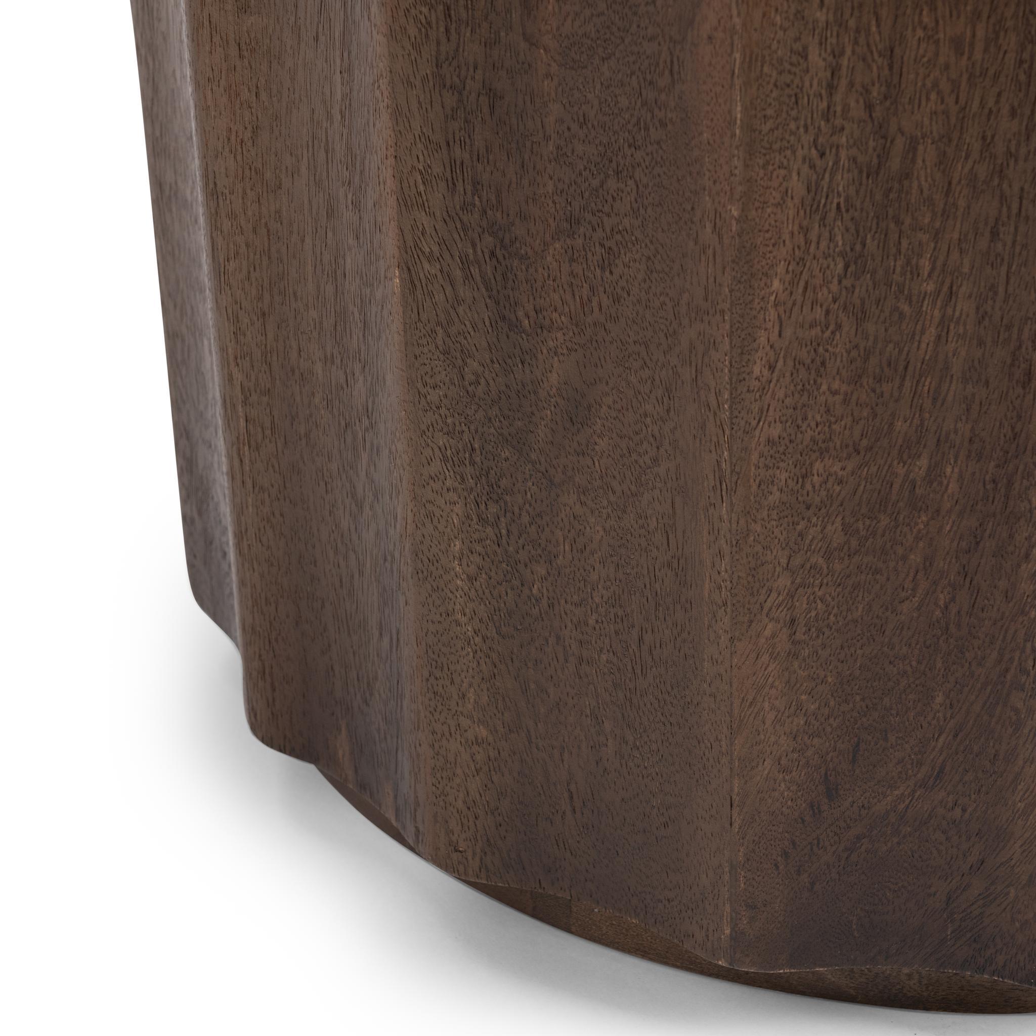 Baylee End Table - Cocoa Brown