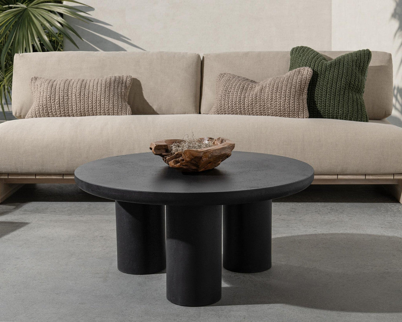 Anzio Outdoor Round Coffee Table
