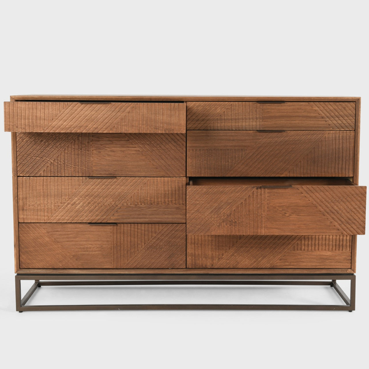 Santa Barbara 8 Drawer Chest