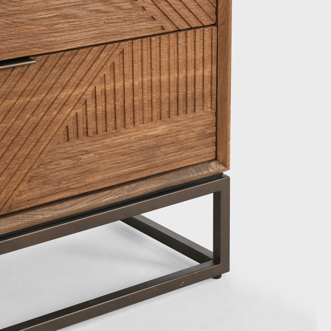 Santa Barbara 8 Drawer Chest