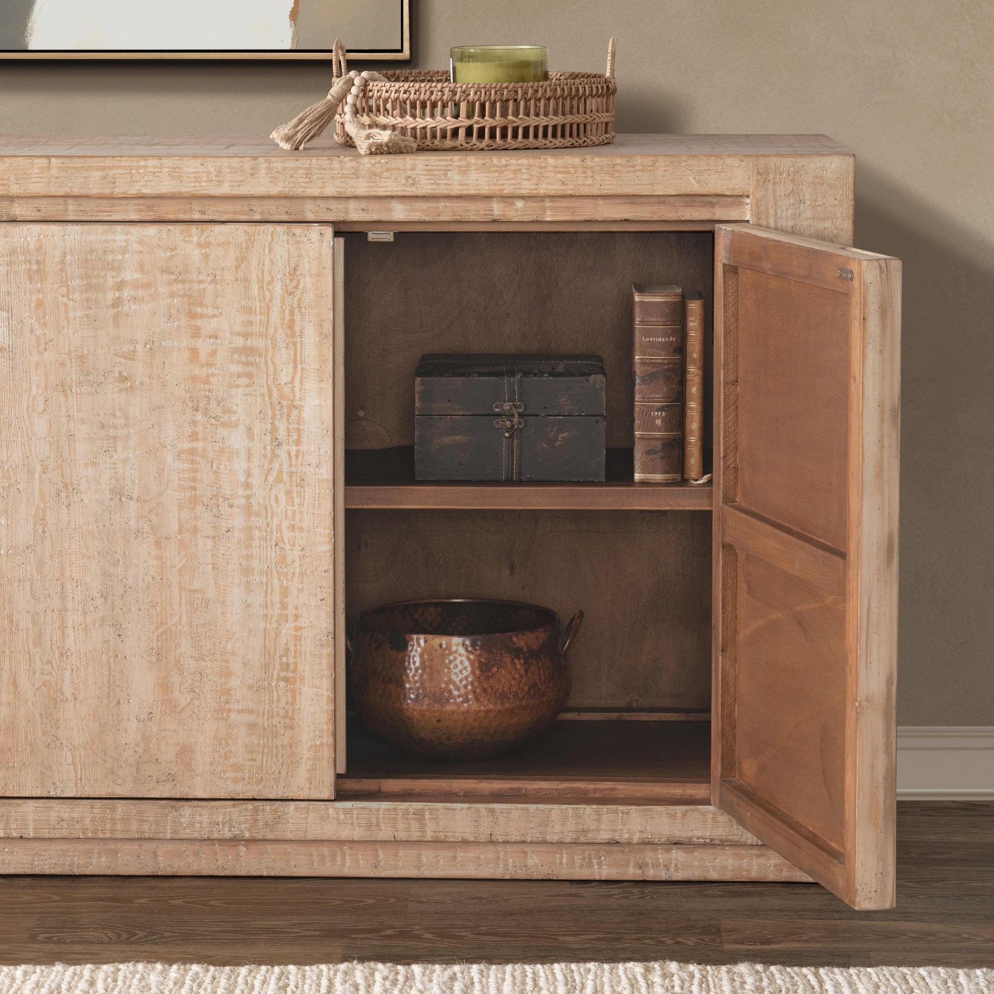 Wolden 4 Door Buffet - Antique Beige