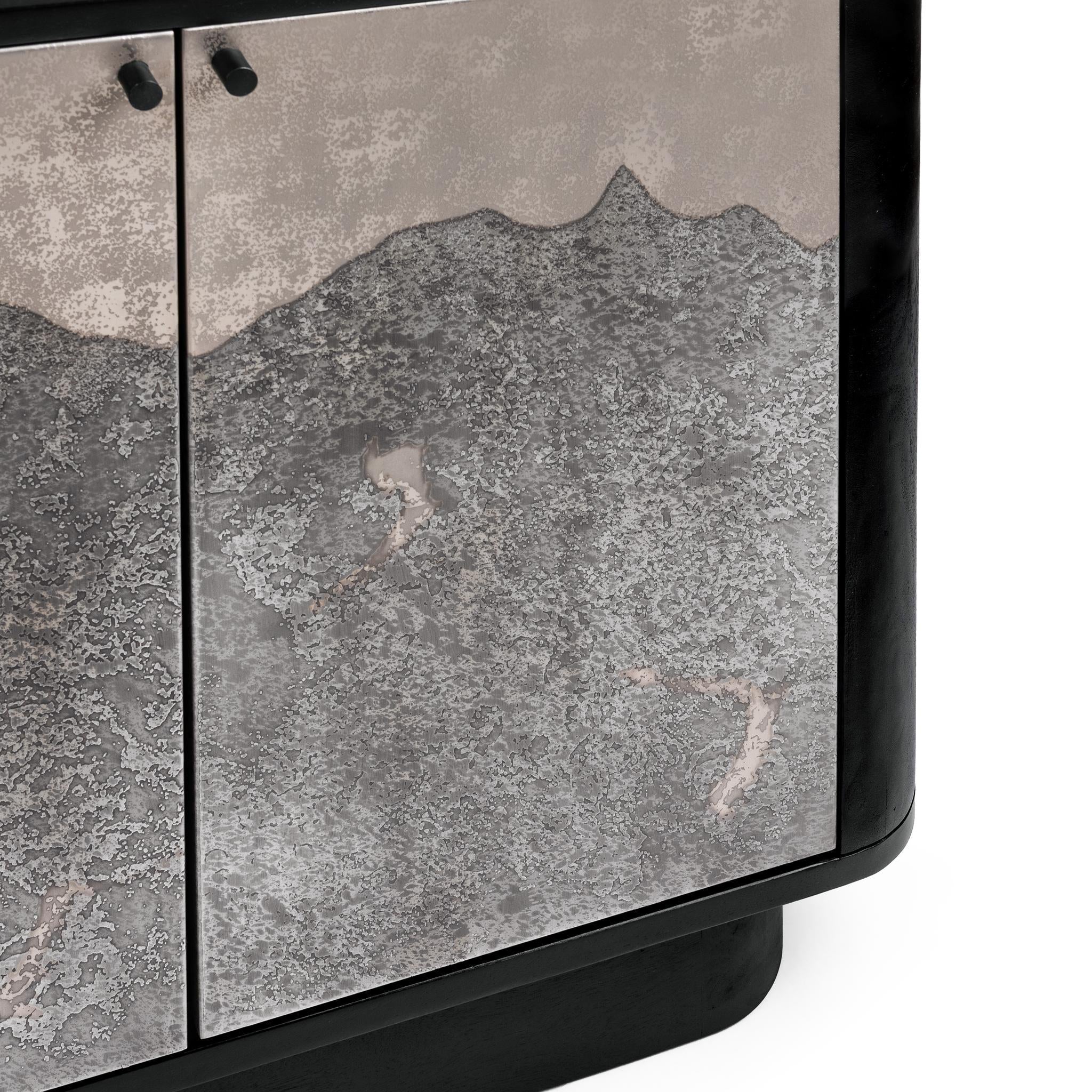 Sequoia 4 Door Cabinet - Oxide Smoke