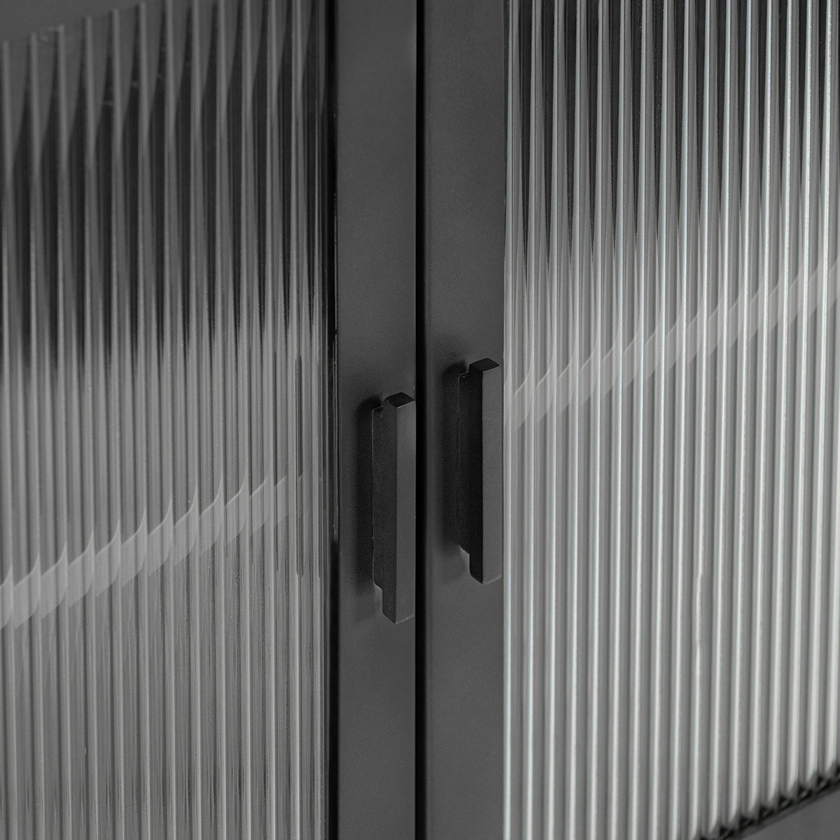 Nore Metal/Glass 2Dwr 2Dr Cabinet