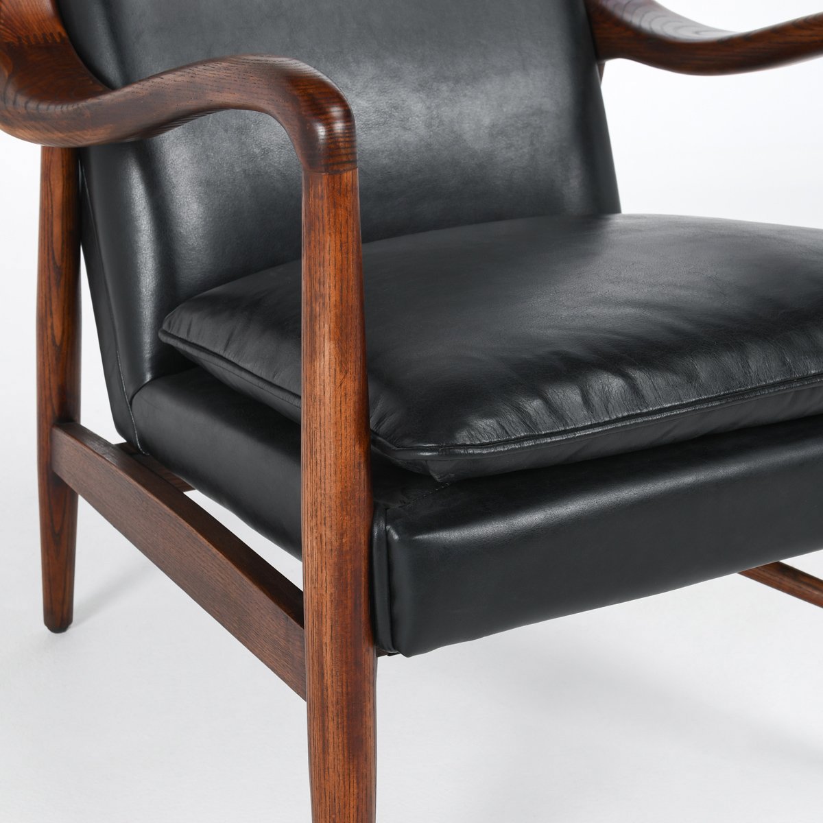 Kiannah Accent Chair - Jet Black