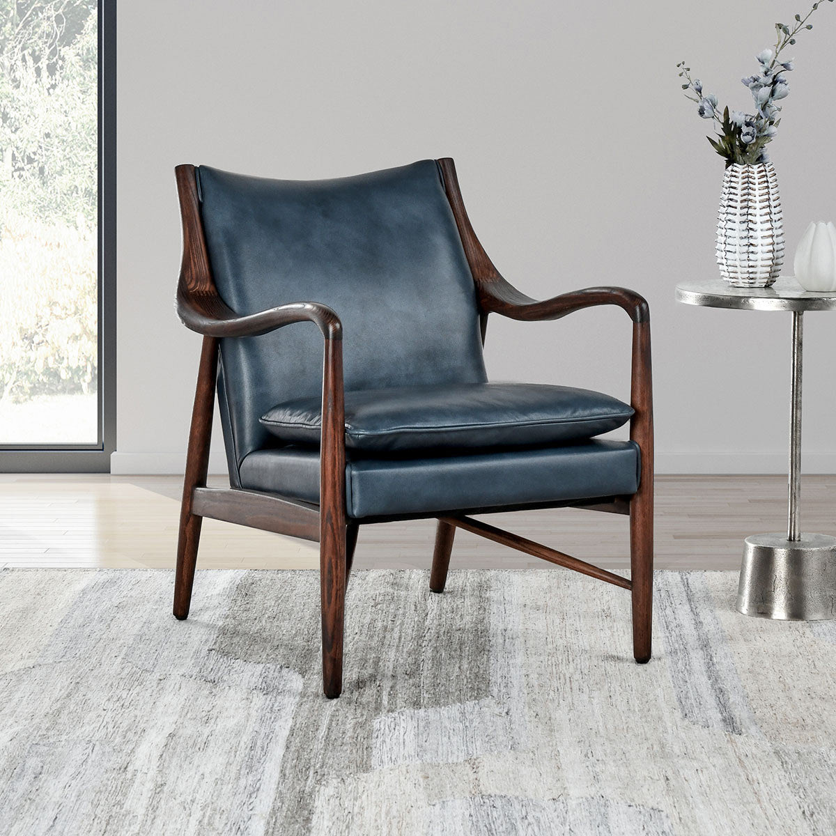 Kiannah Accent Chair - Jet Black