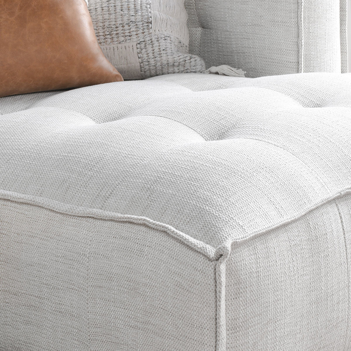 Element Upholstered Sectional w/RAF Chaise
