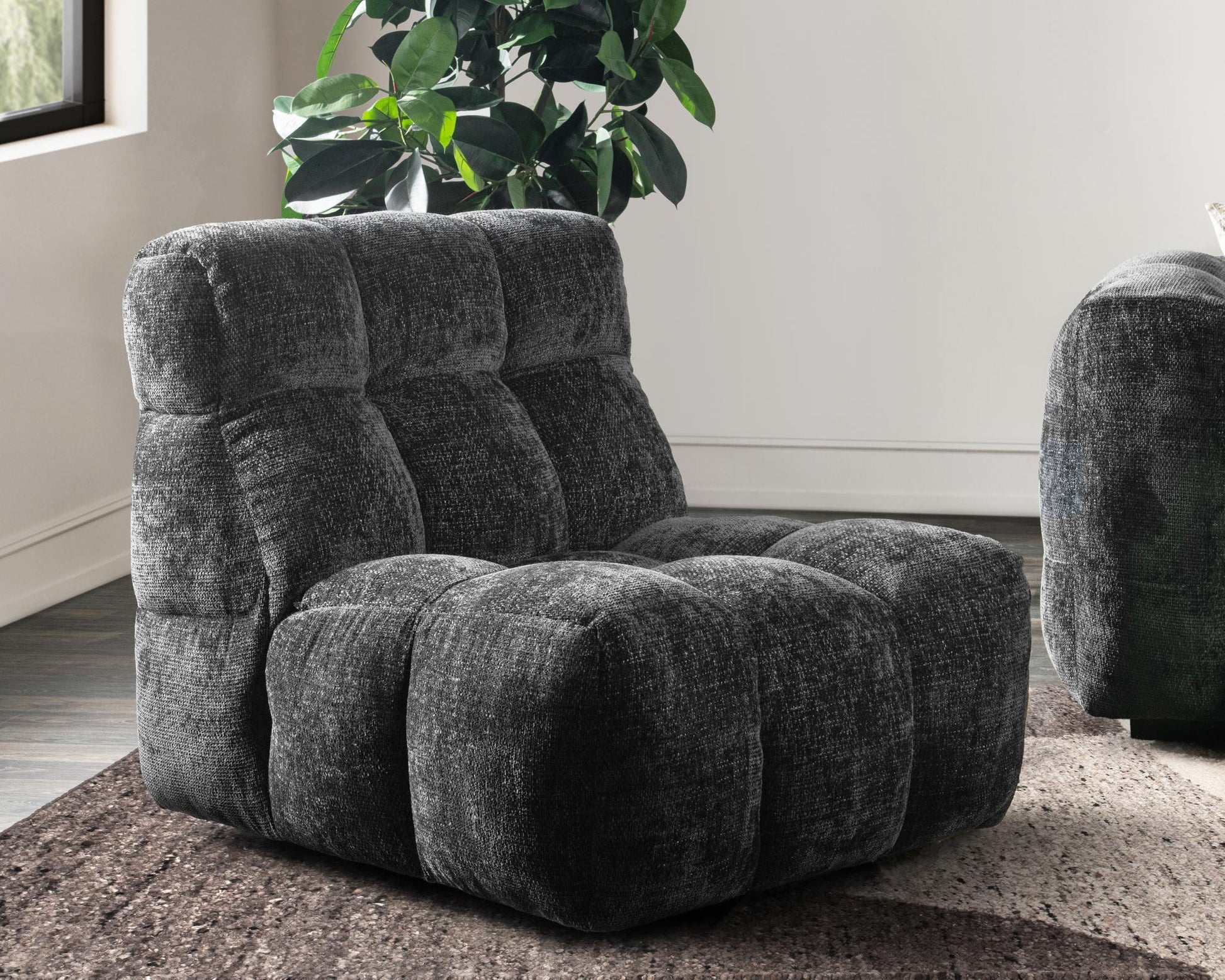 Roba Swivel Chair - Zinc - Black