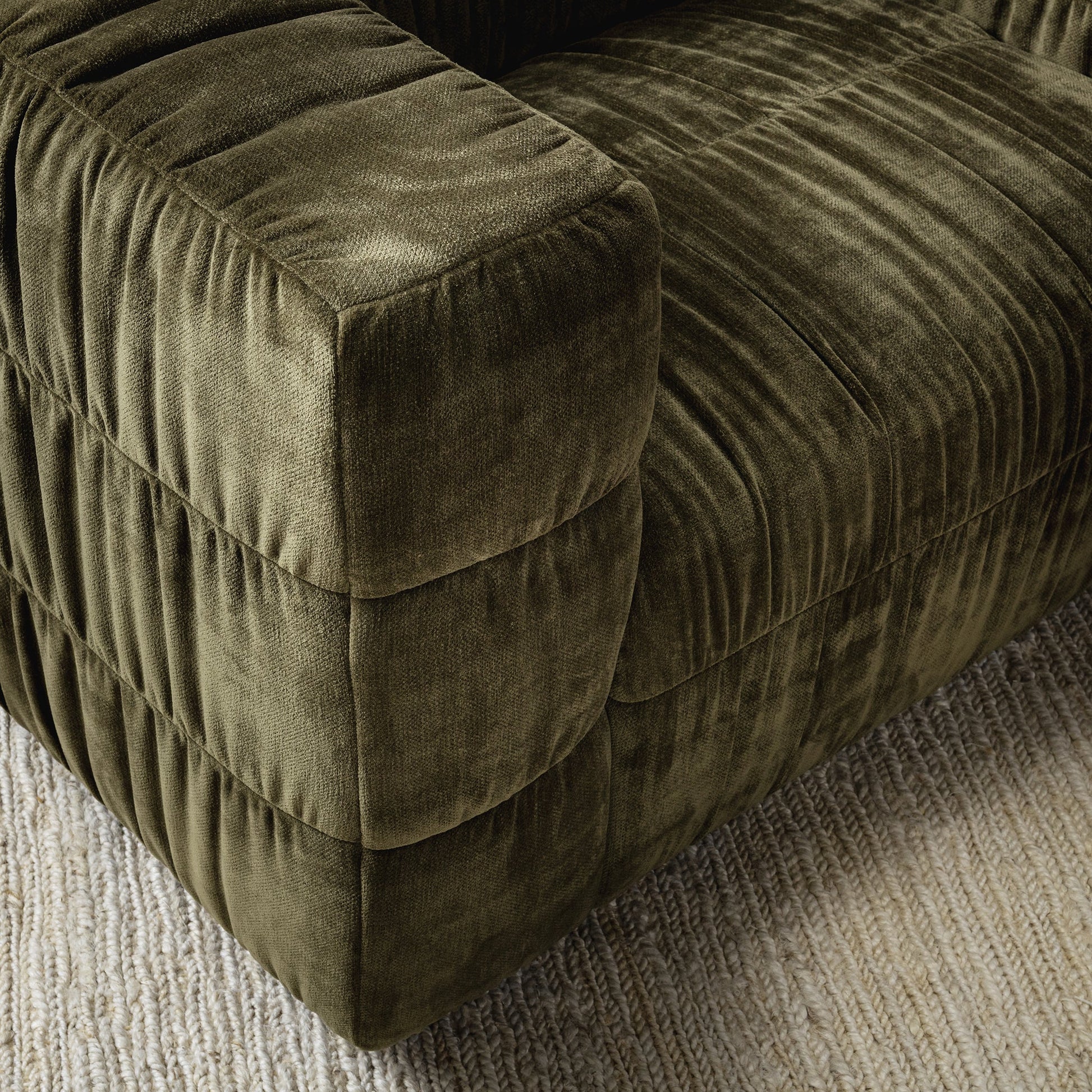 Afeela Swivel Chair - Olive Green