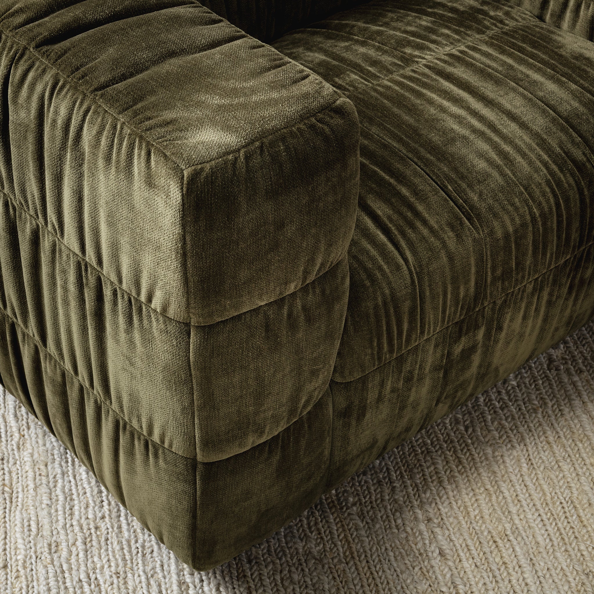 Afeela Swivel Chair - Olive Green