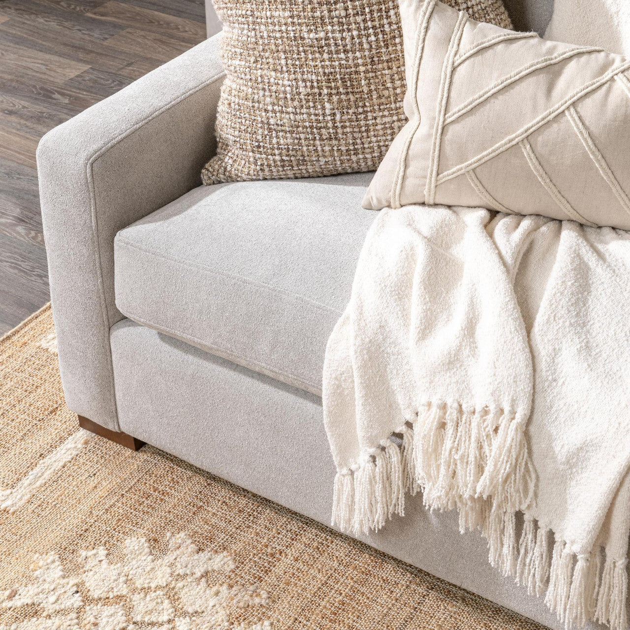 Coburn Upholstered Right Chaise Sofa Elite