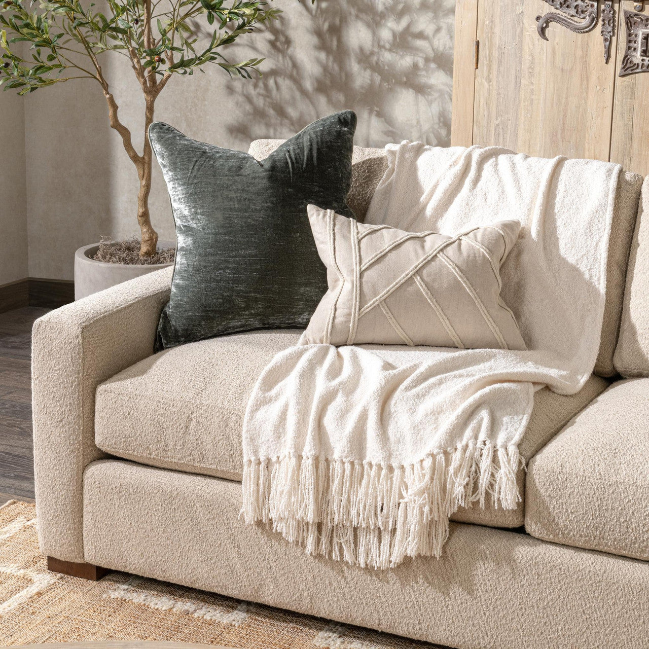 Coburn Upholstered Right Chaise Sofa Rise