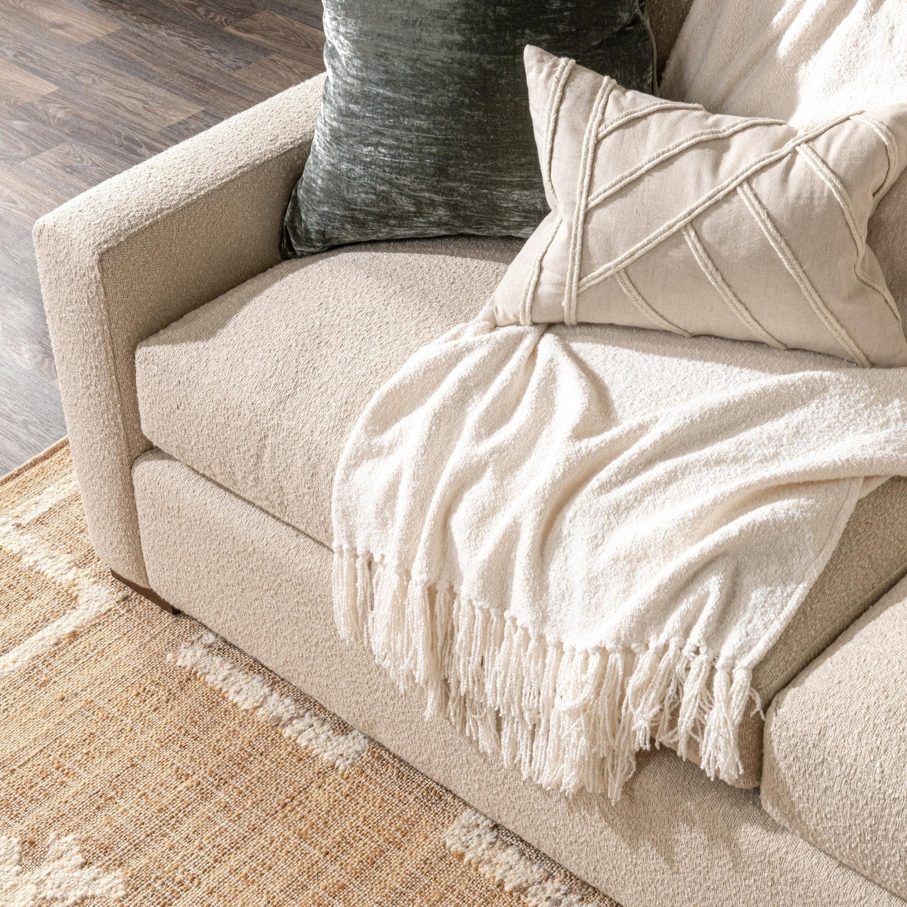Coburn Upholstered Right Chaise Sofa Rise