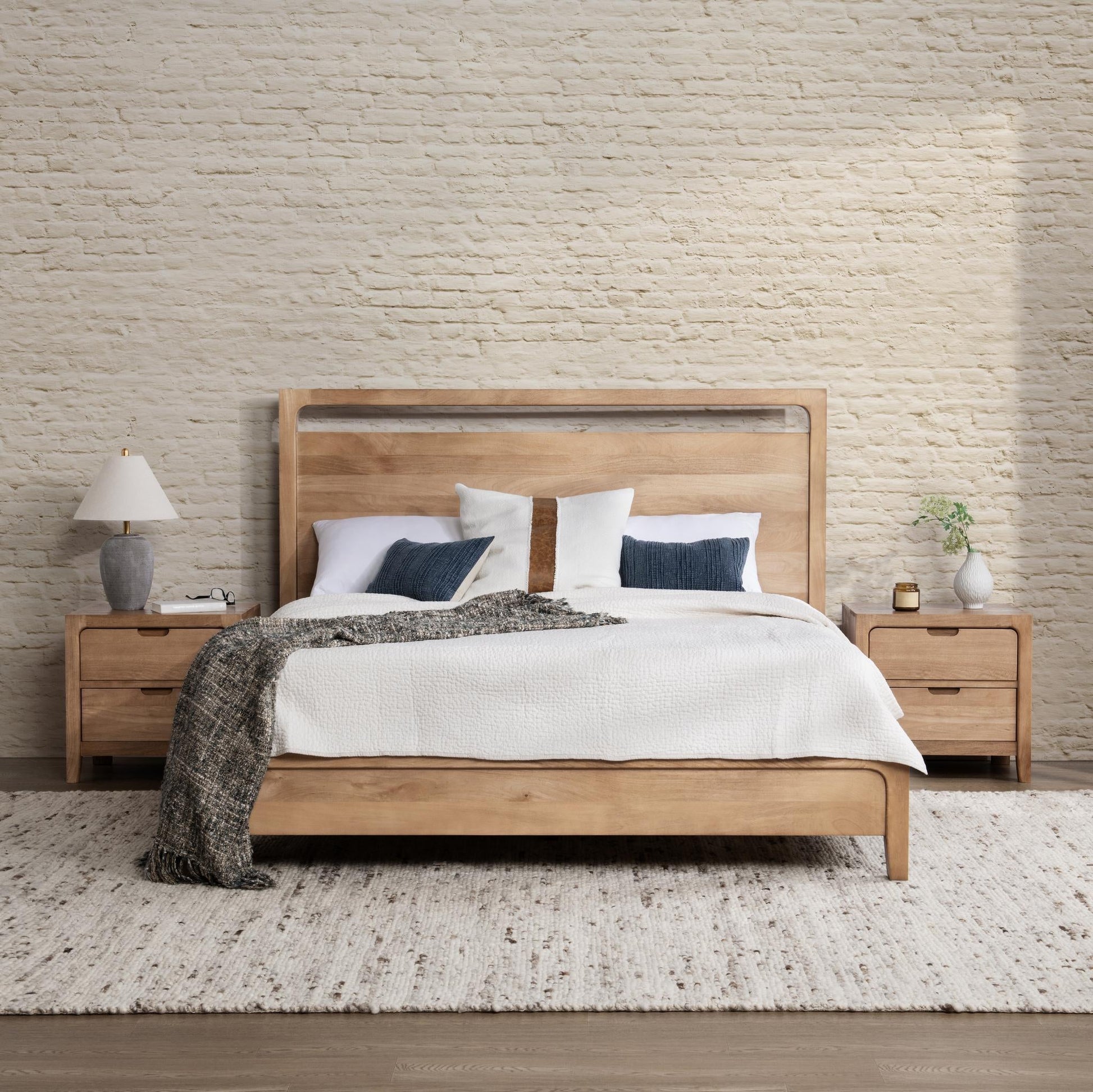 Laguna Bed - Natural Maple - Eastern King