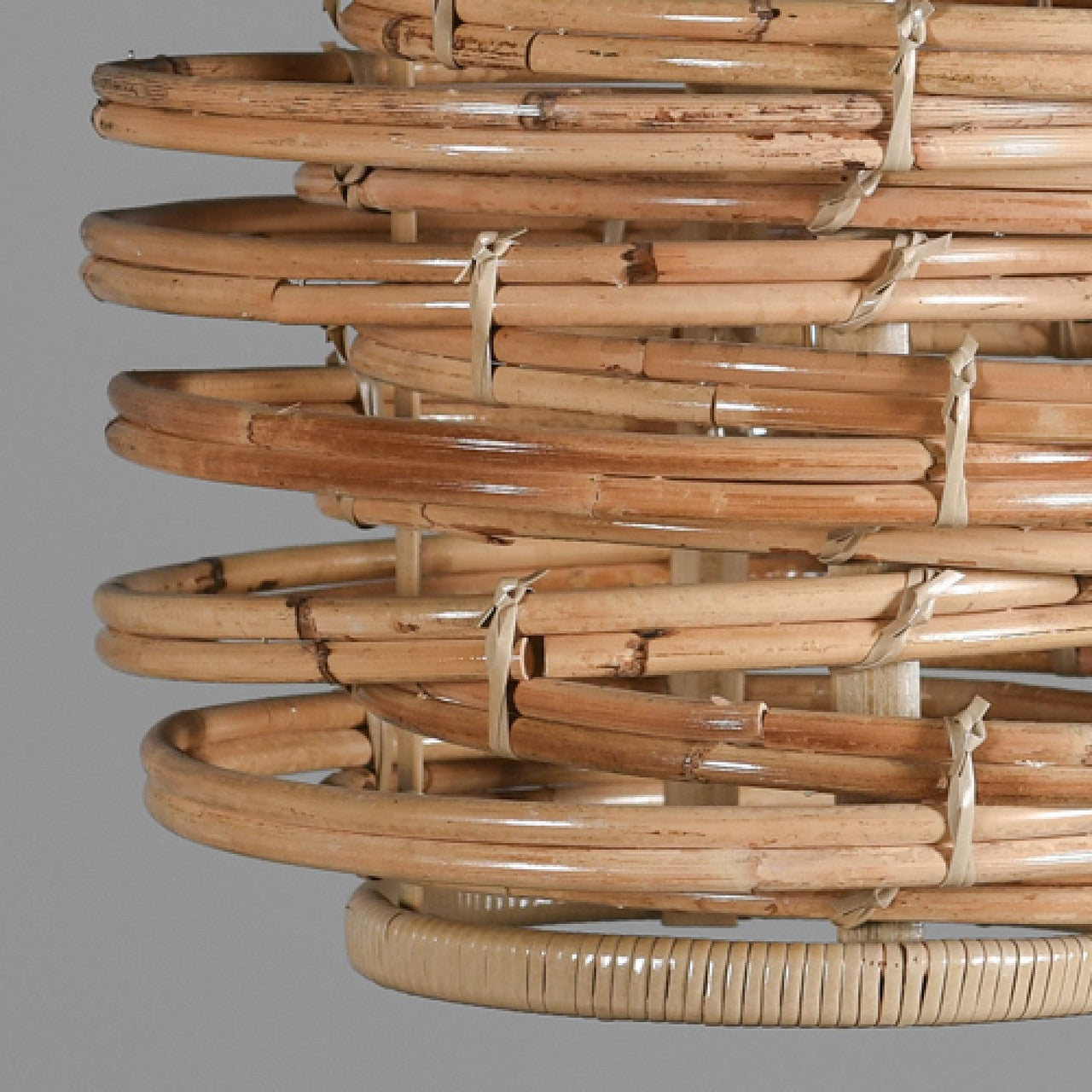 Oriana Medium Pendant