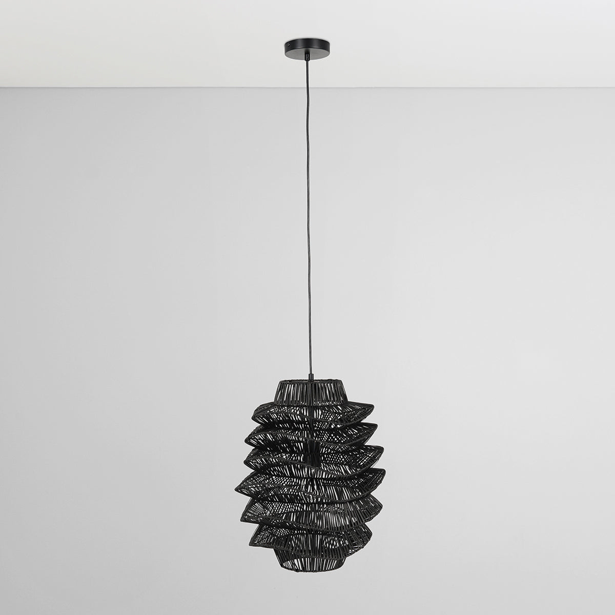 Shelly Pendant - Black - Large