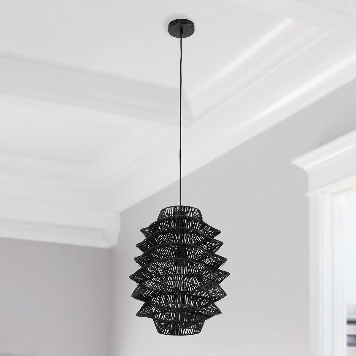 Shelly Pendant - Black - Large