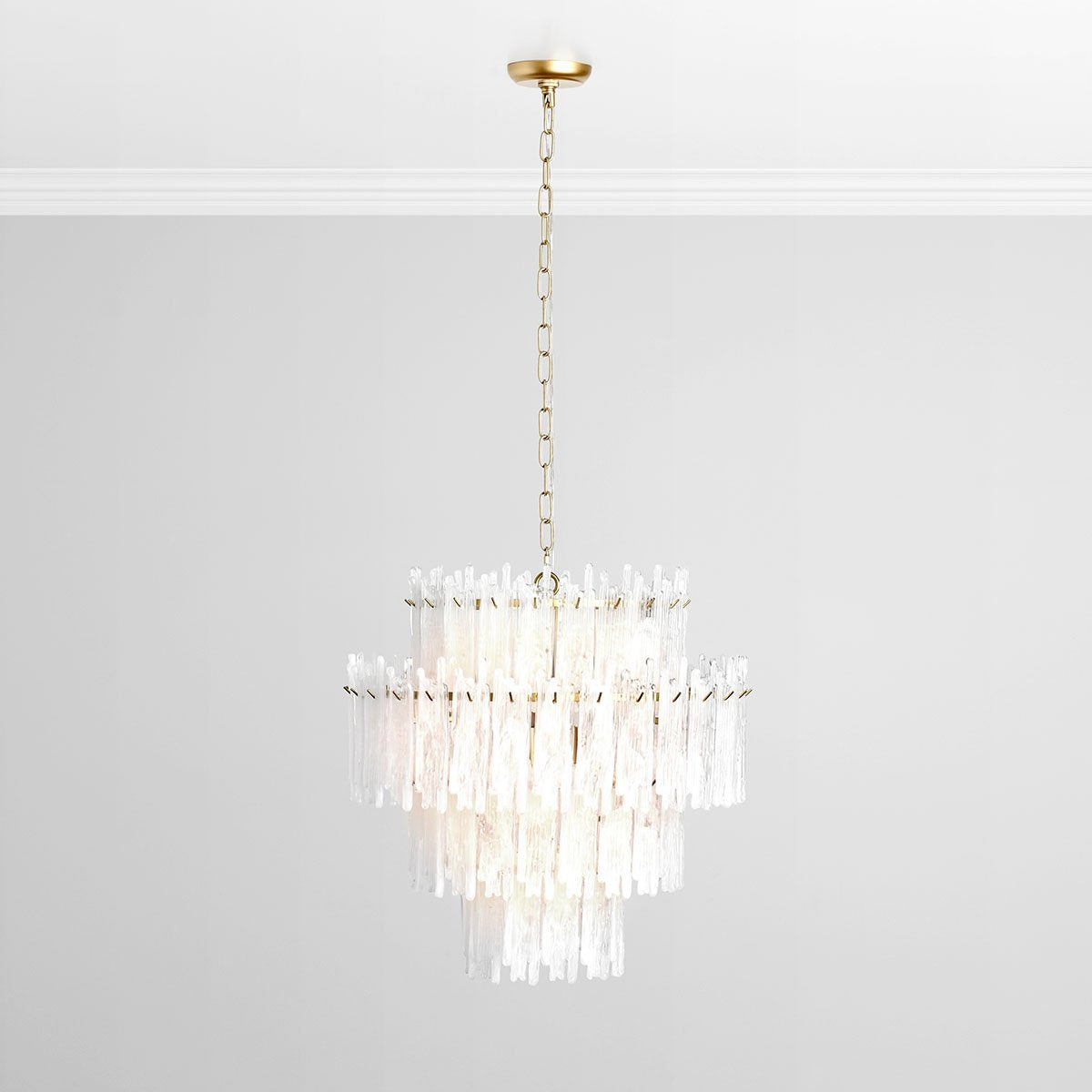 Everly Chandelier - Clear/White