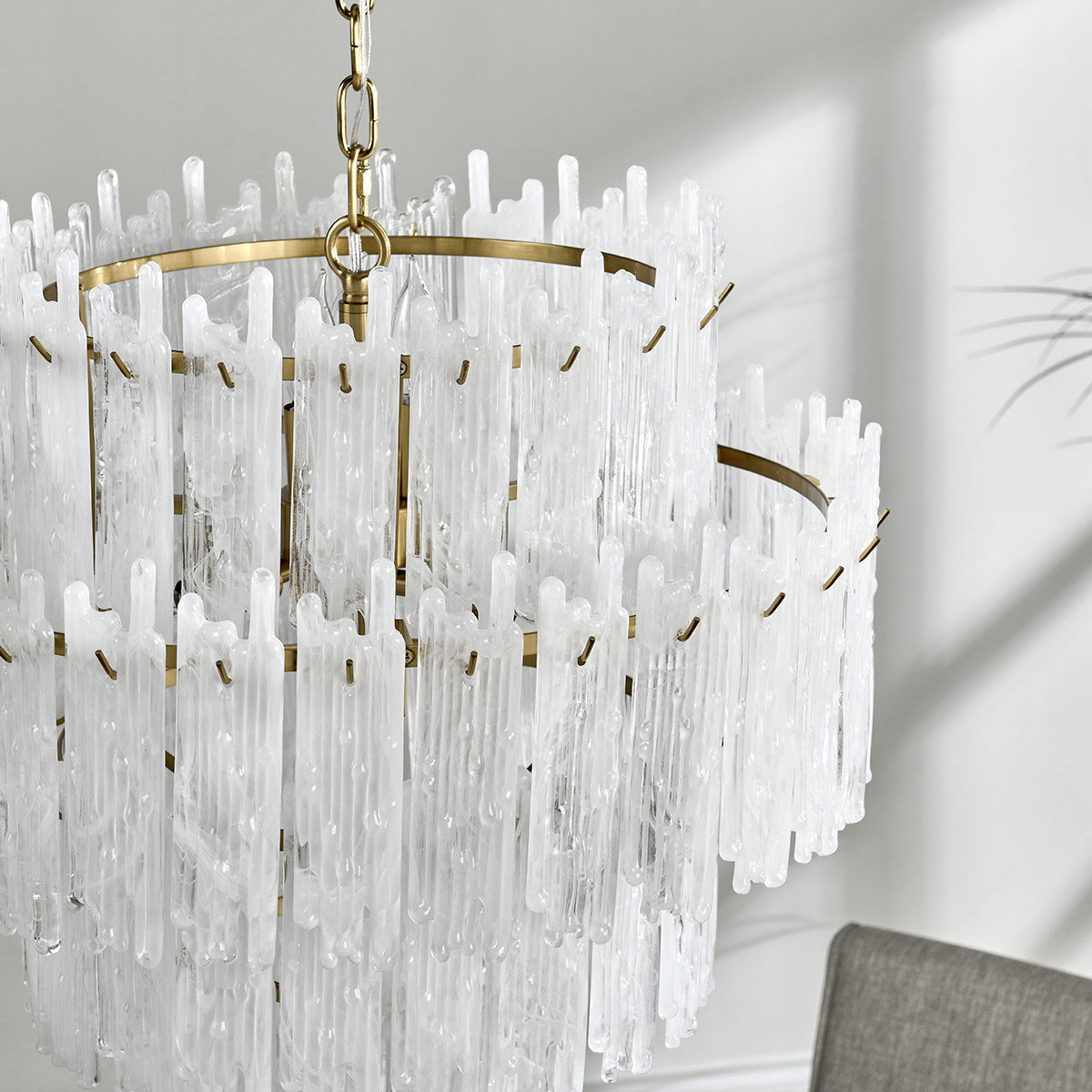 Everly Chandelier - Clear/White