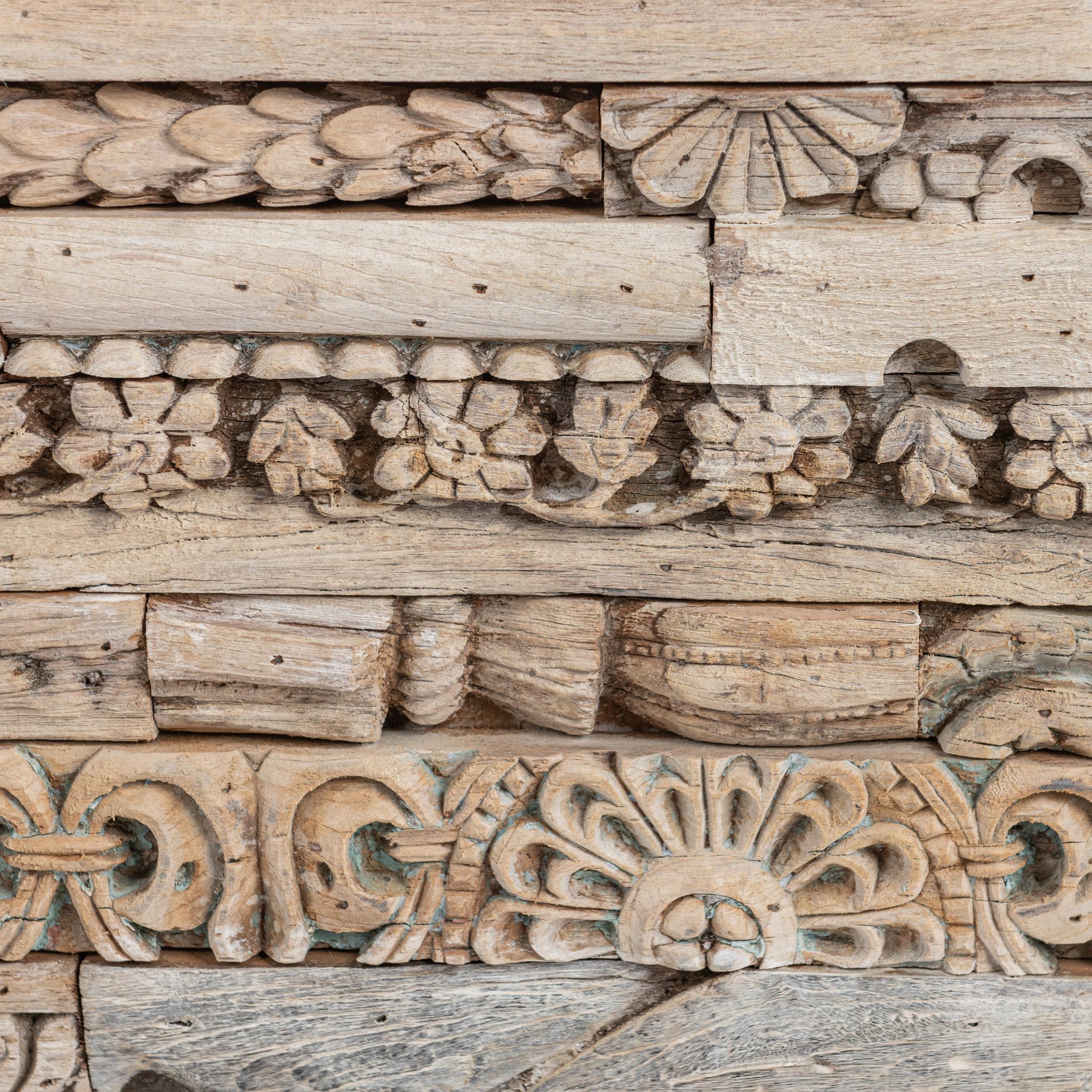 Alta 4 Door Cabinet - Butterwood Blend - Antique White