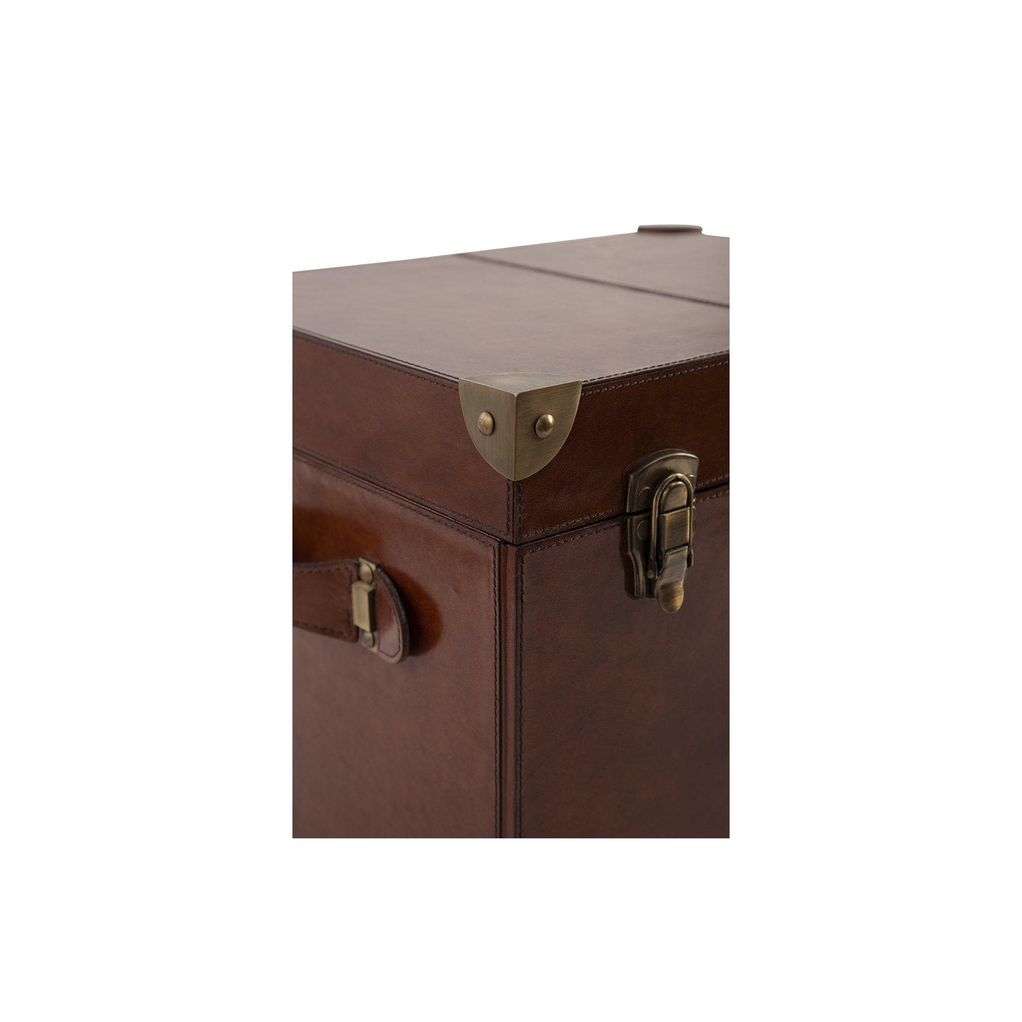 Buffalo Run Bar Box detail view by Furniture Classics at ZIN Home