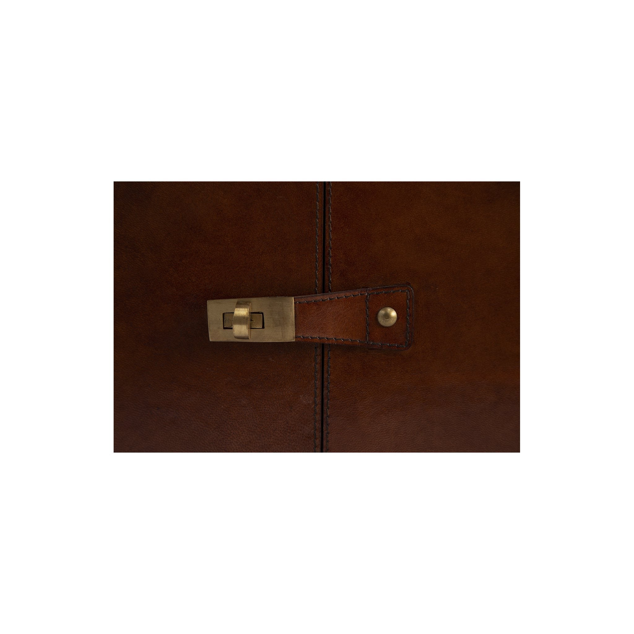 Buffalo Run Bar Box detail view by Furniture Classics at ZIN Home