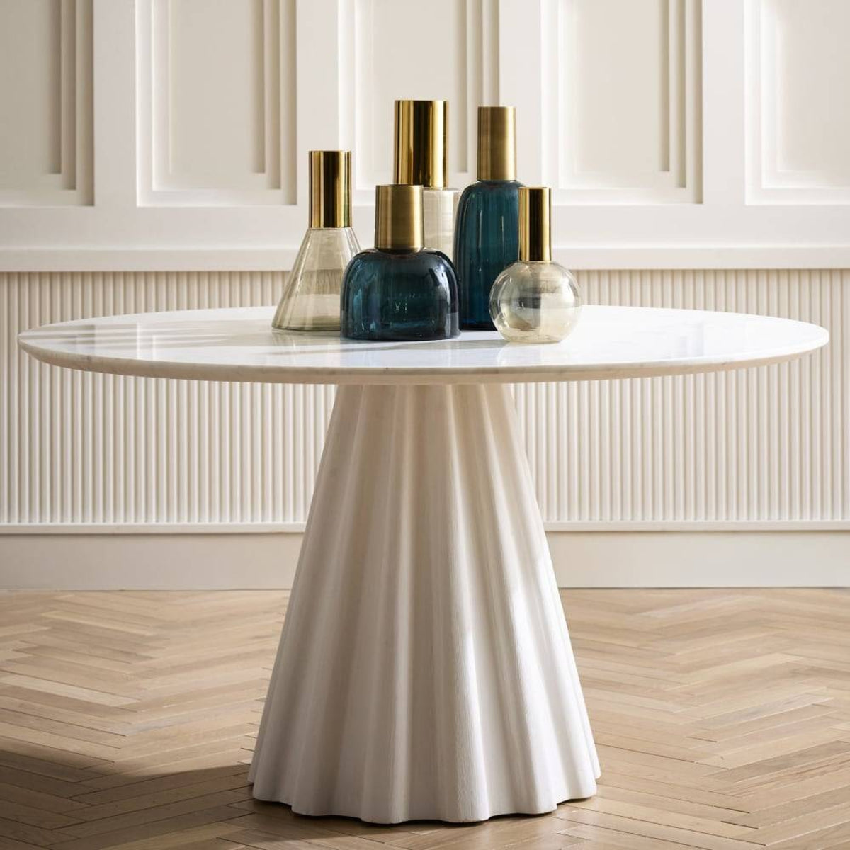 Rinny Dining Table