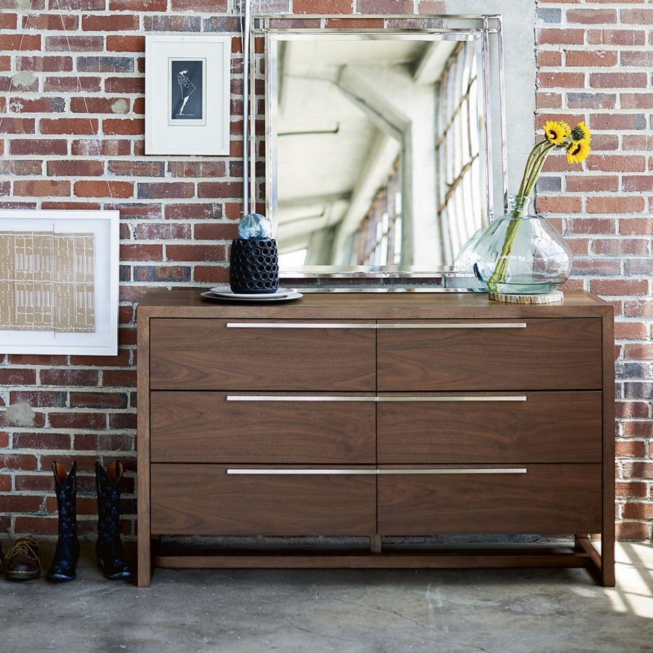 Urban Modern Walnut 6 Drawers Dresser 58"