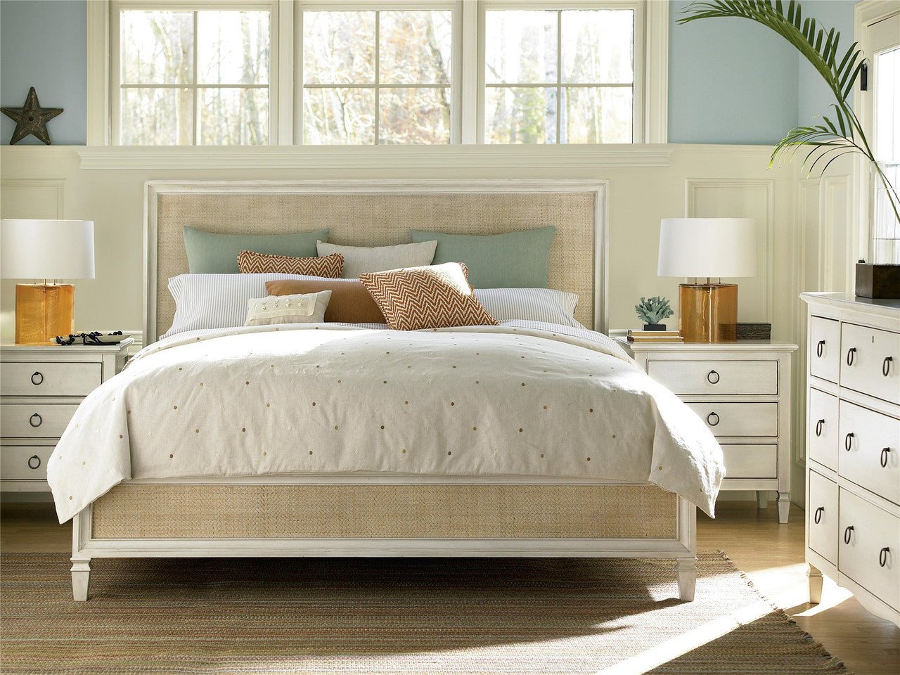 Summer Hill Woven Accent King Bed