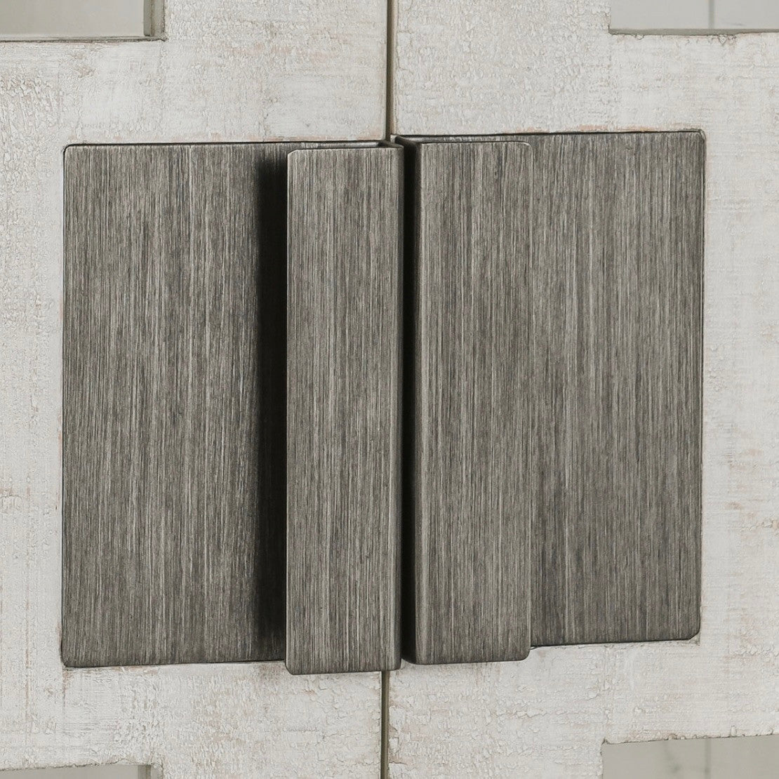 Larson Reclaimed Pine 2-Door Cabinet 46" - White Wash