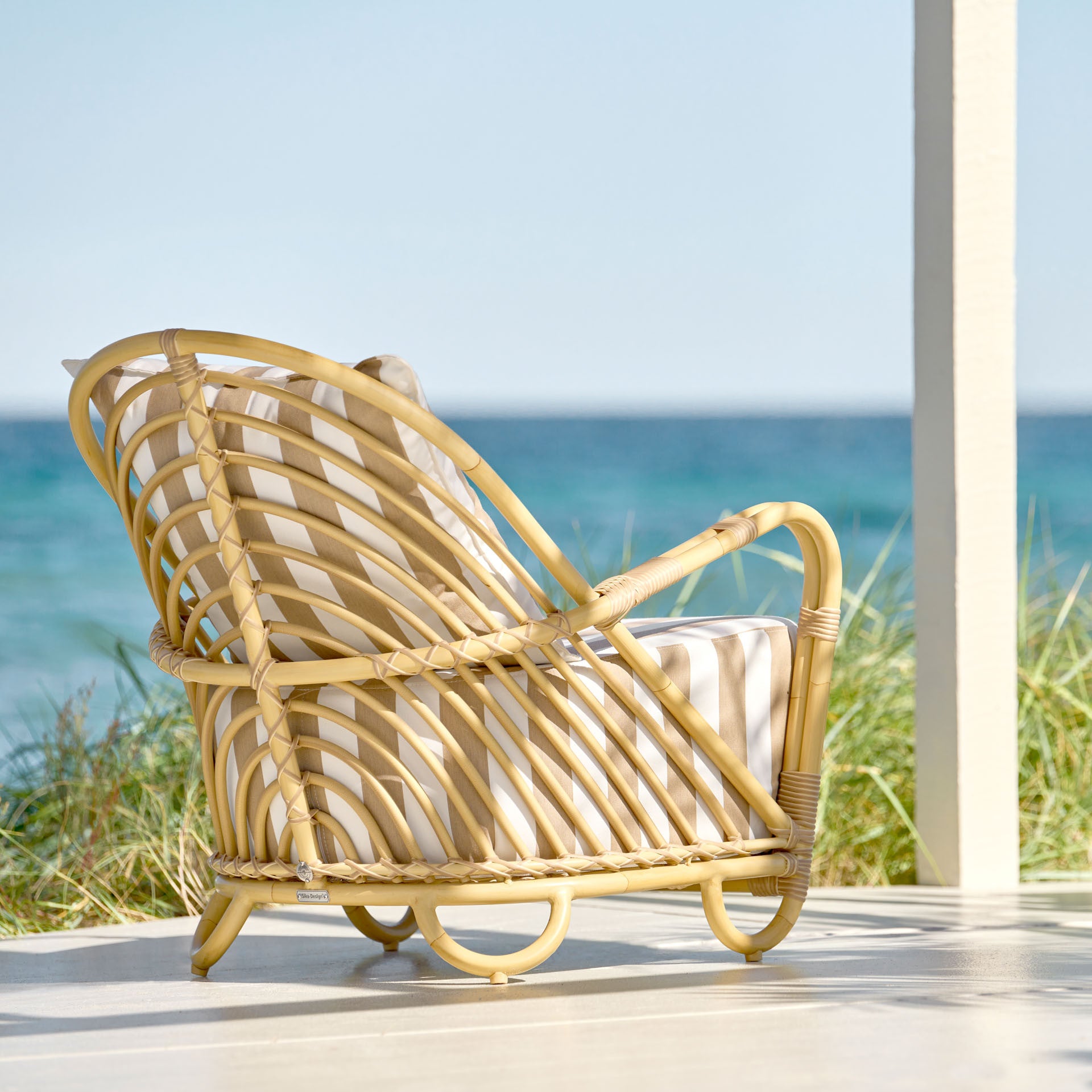 Arne Jacobsen Charlottenborg Chair Exterior by Sika Design - view 8