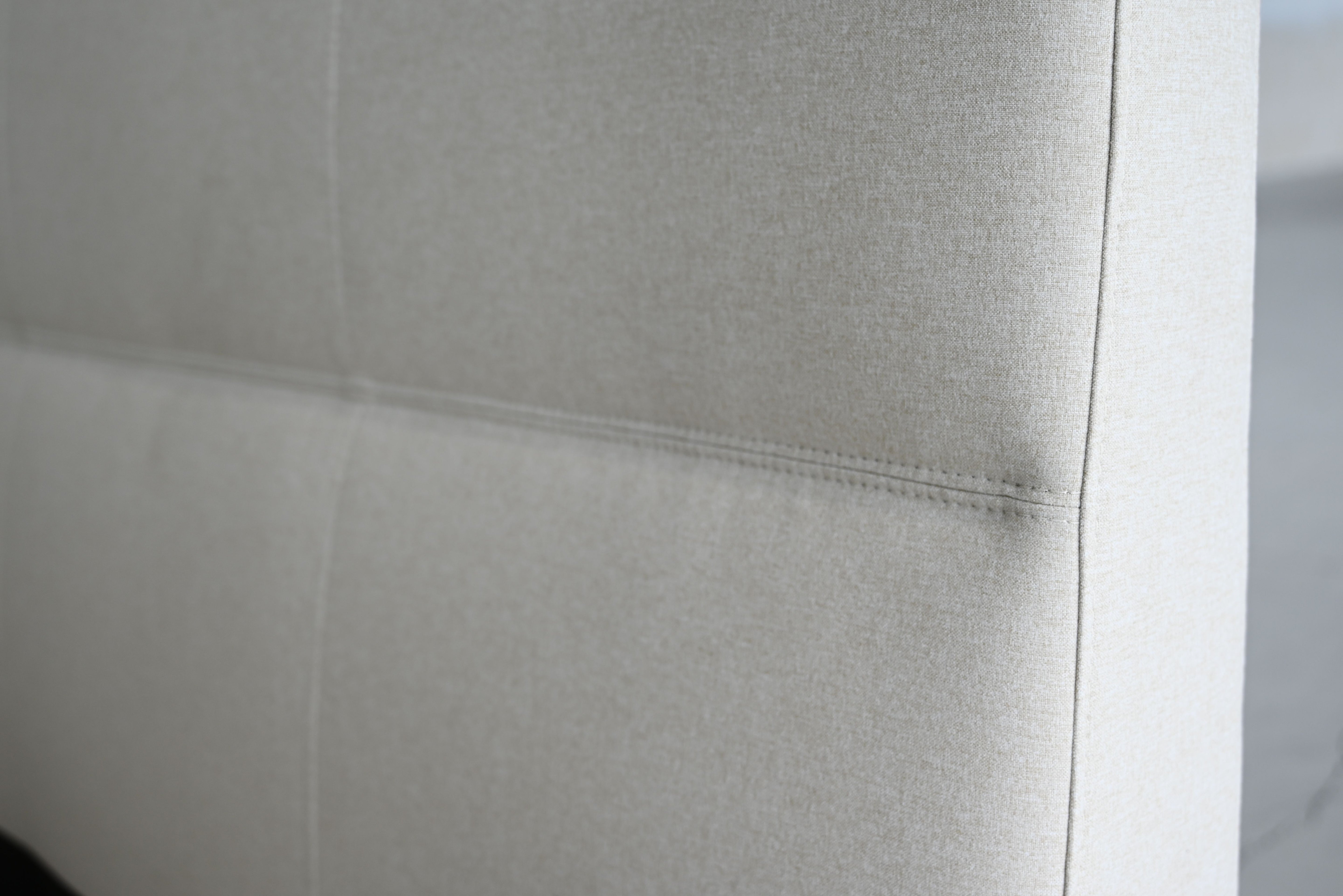 Reve Bed Upholstered