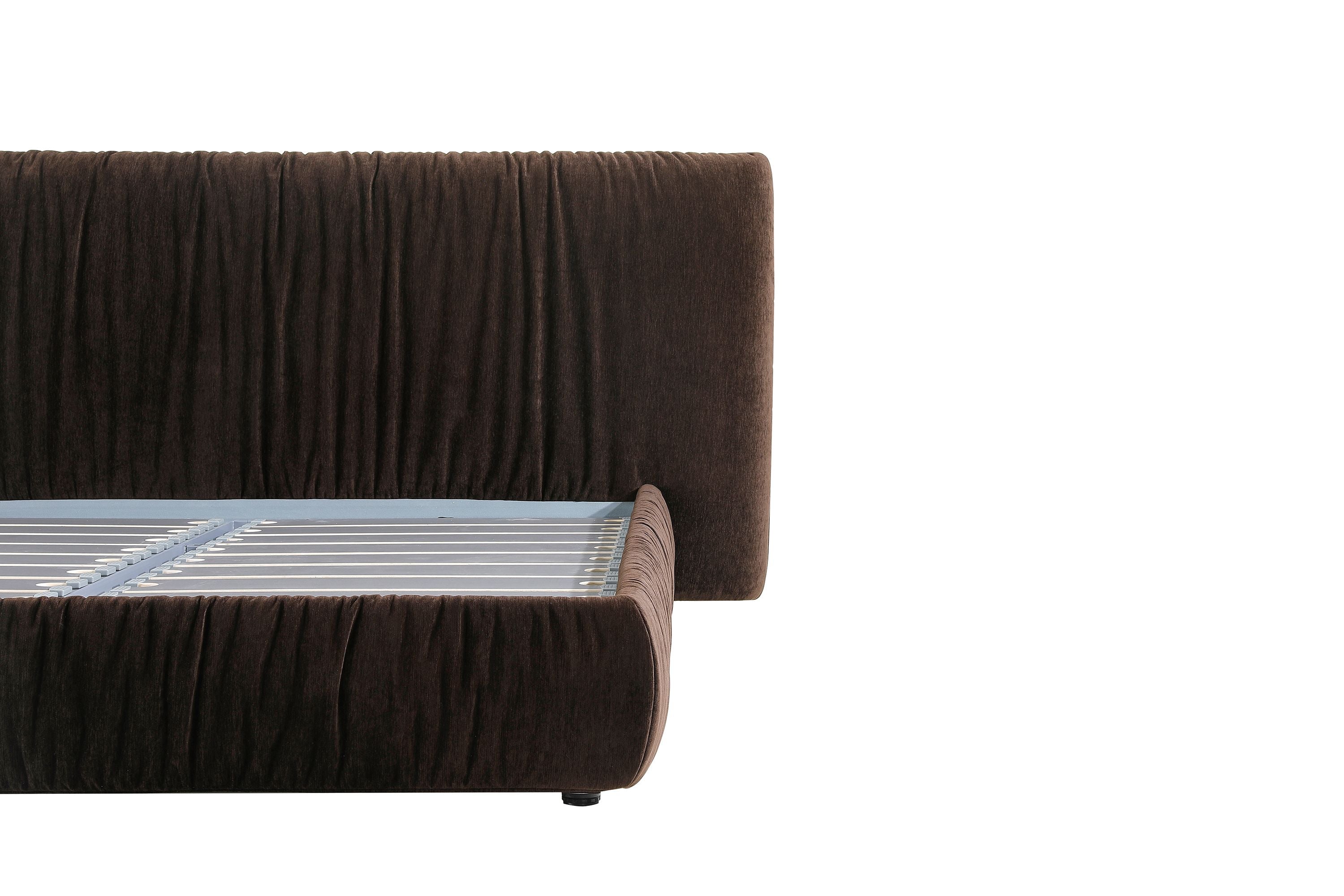 SHAR PEI Upholstered Storage Bed in Coffee Bean
