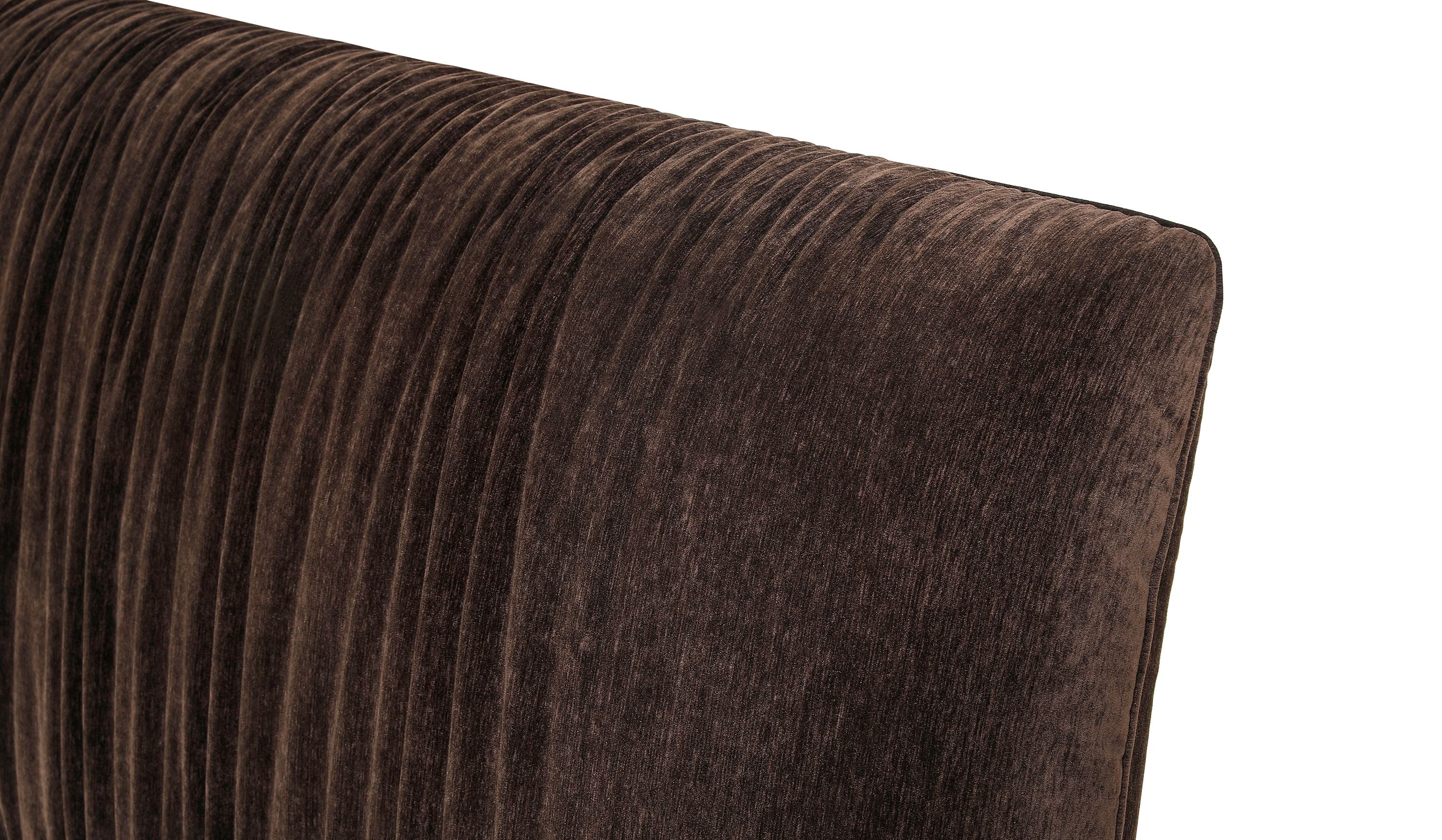 SHAR PEI Upholstered Storage Bed in Coffee Bean