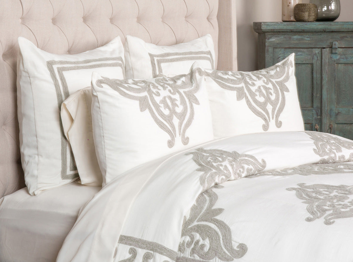 Patrina Duvet Collection - Ivory - Queen / Set