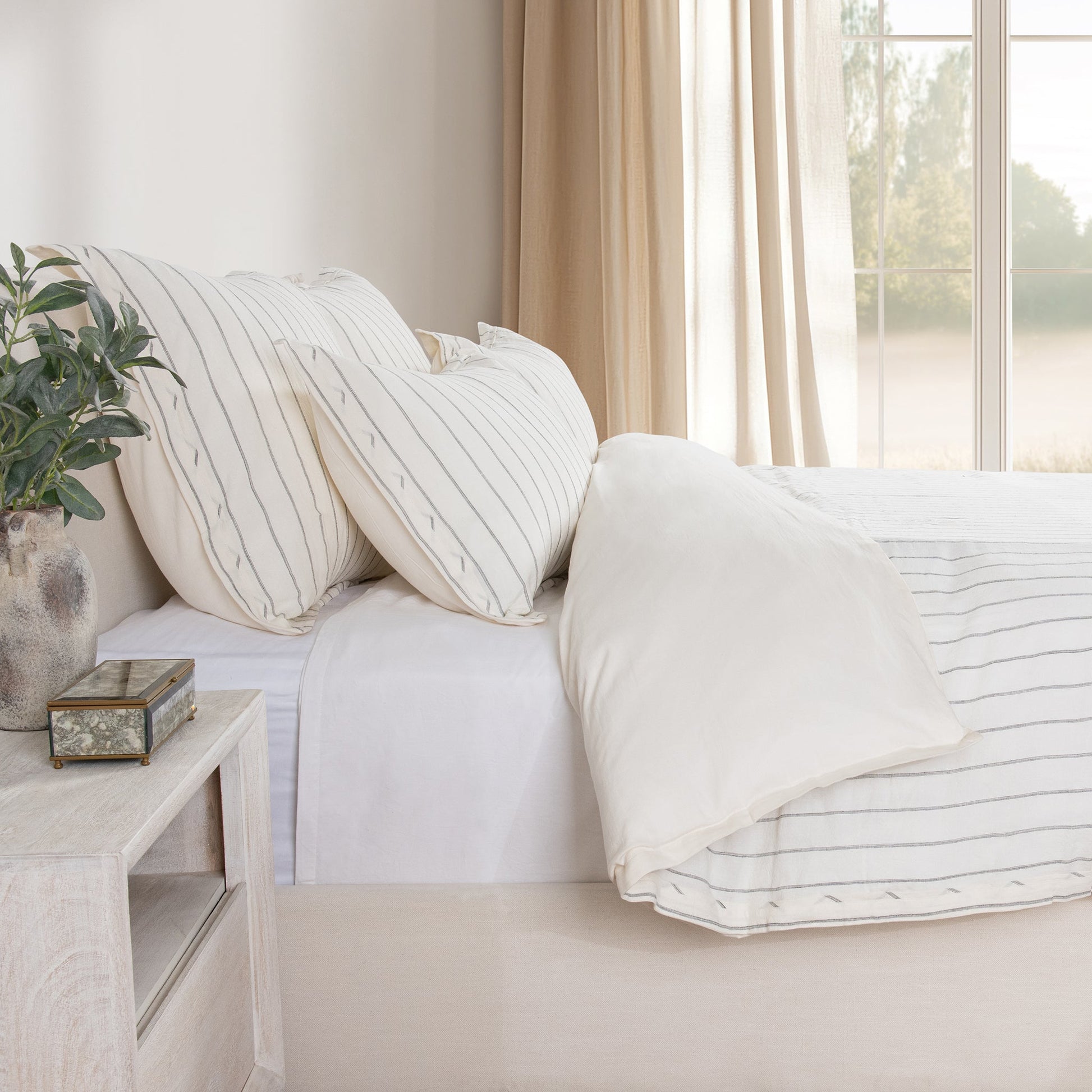 Monaco Duvet Collection - Ivory - King / Set