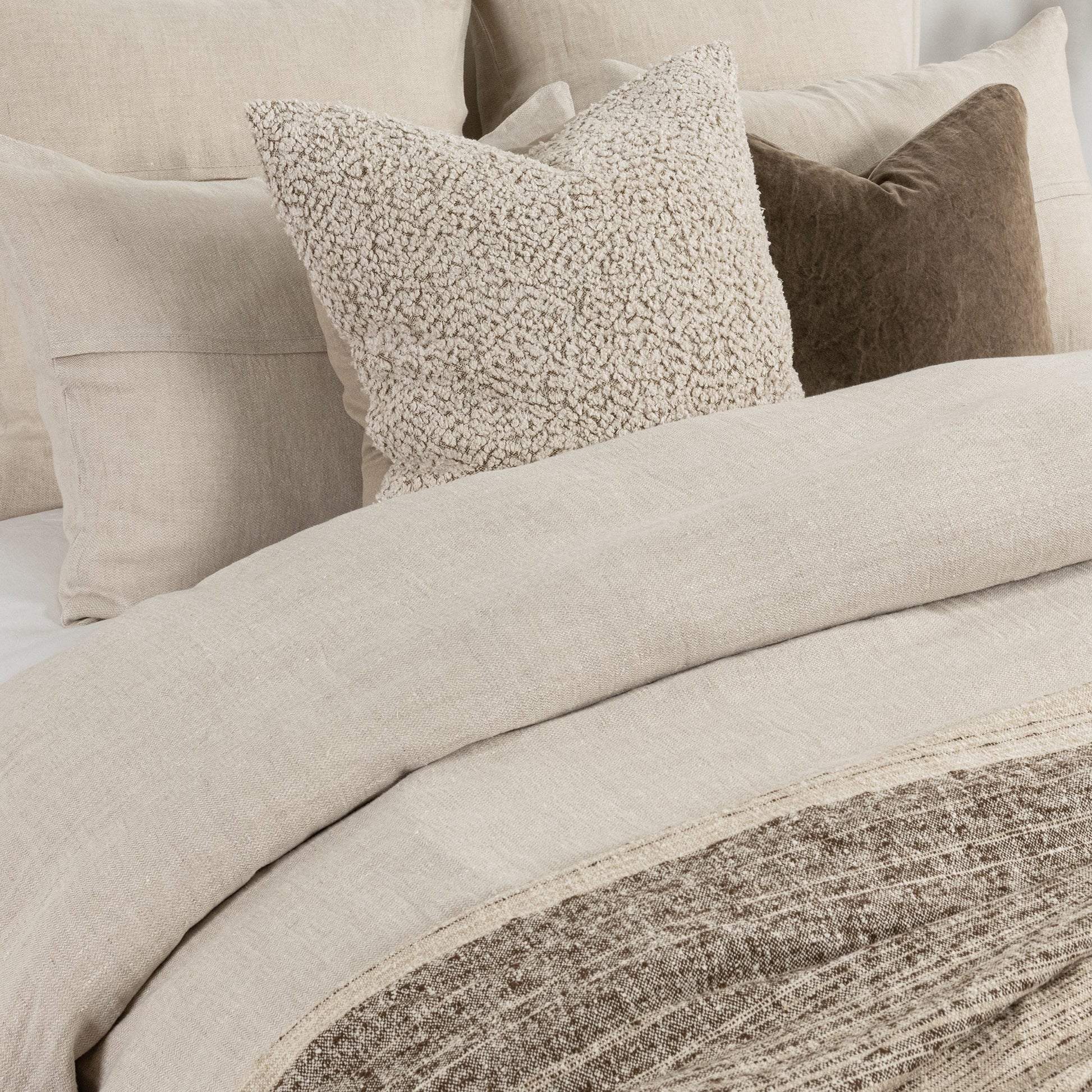 Beaumont Duvet Collection - Linen - King / Set