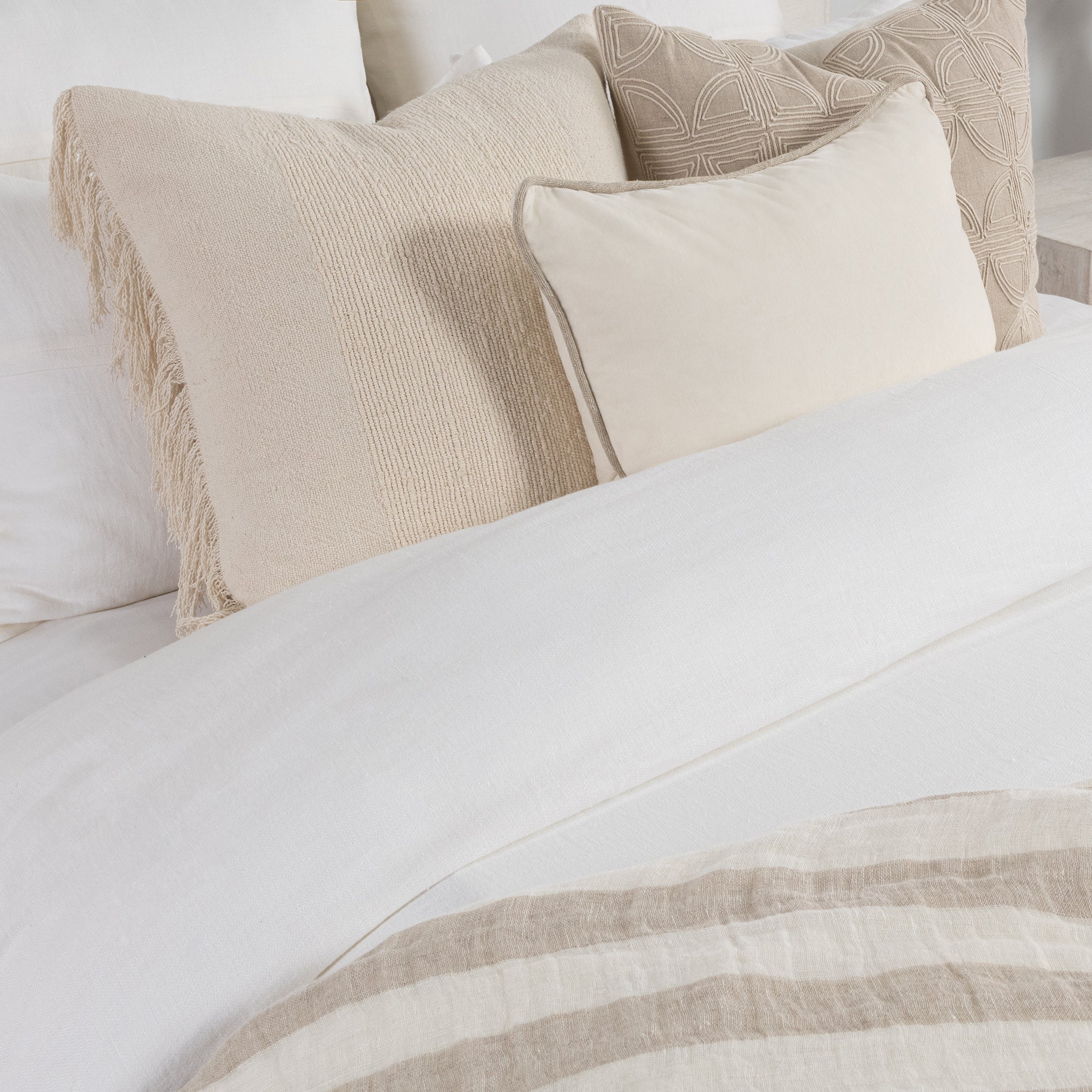 Beaumont Duvet Collection - Cloud - King / Set