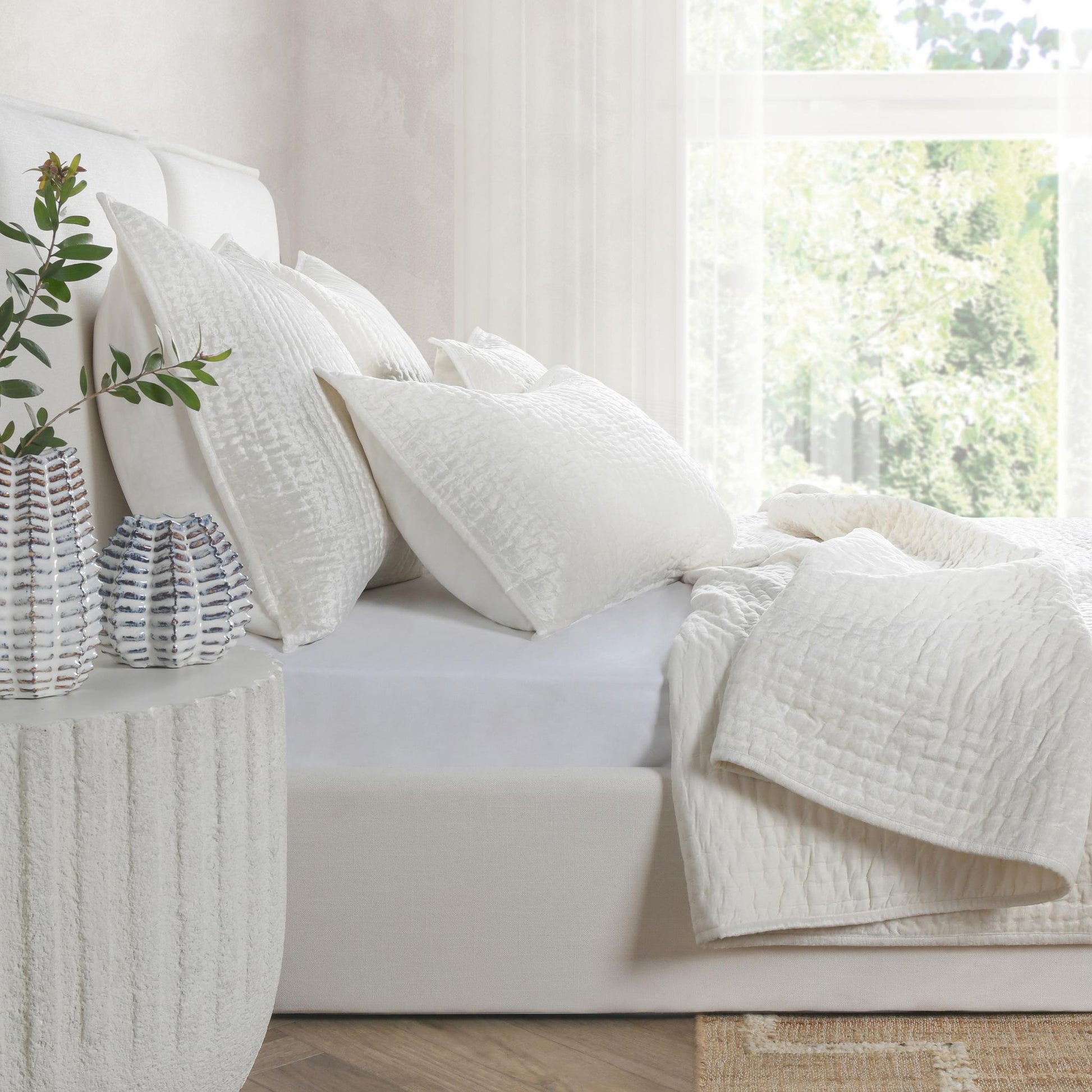 Bari Velvet Quilt Collection - Cloud - King / Set