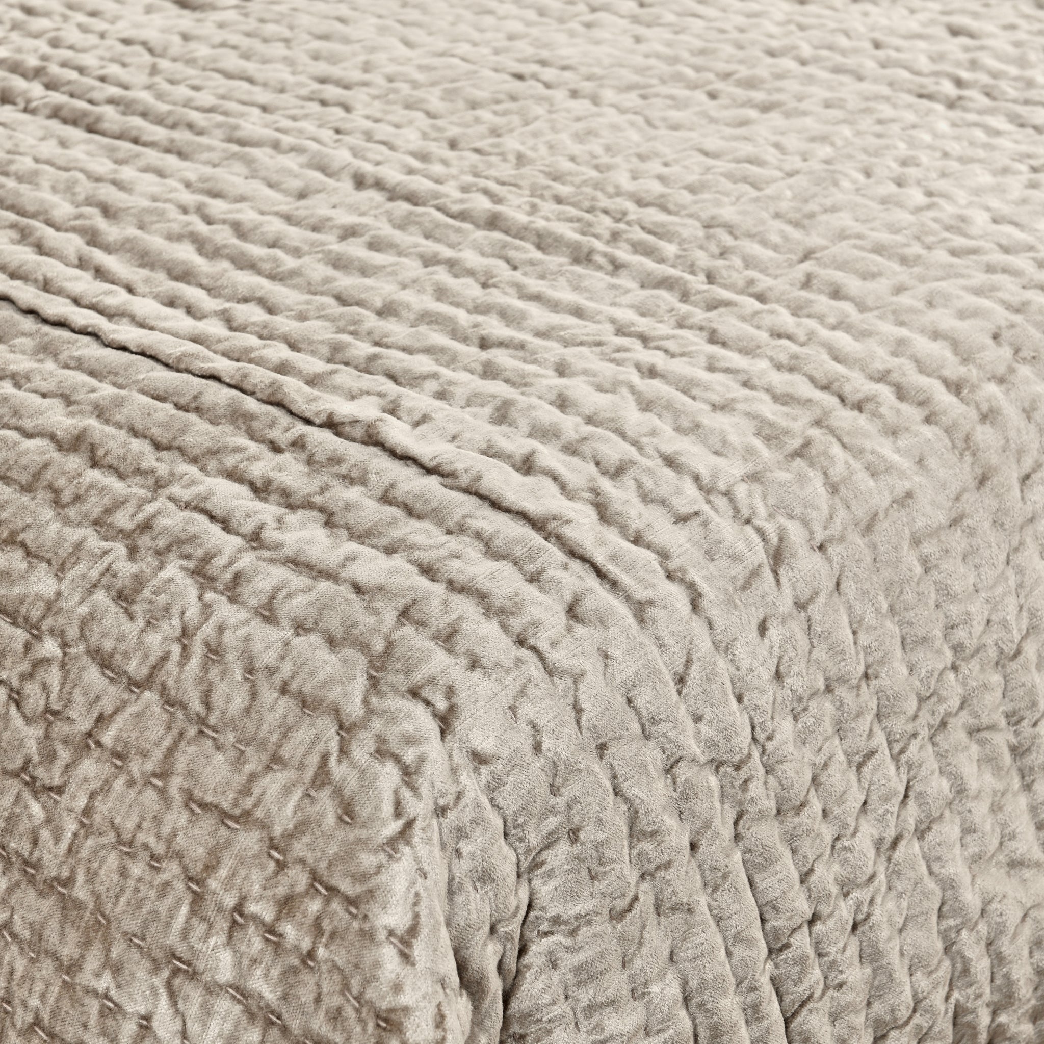 Bari Velvet Quilt Collection - Pebble - King / Set