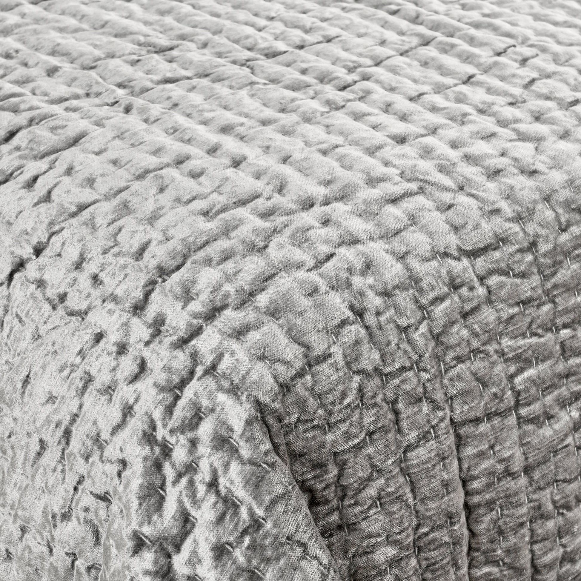 Bari Velvet Quilt Collection - Gray - King / Set