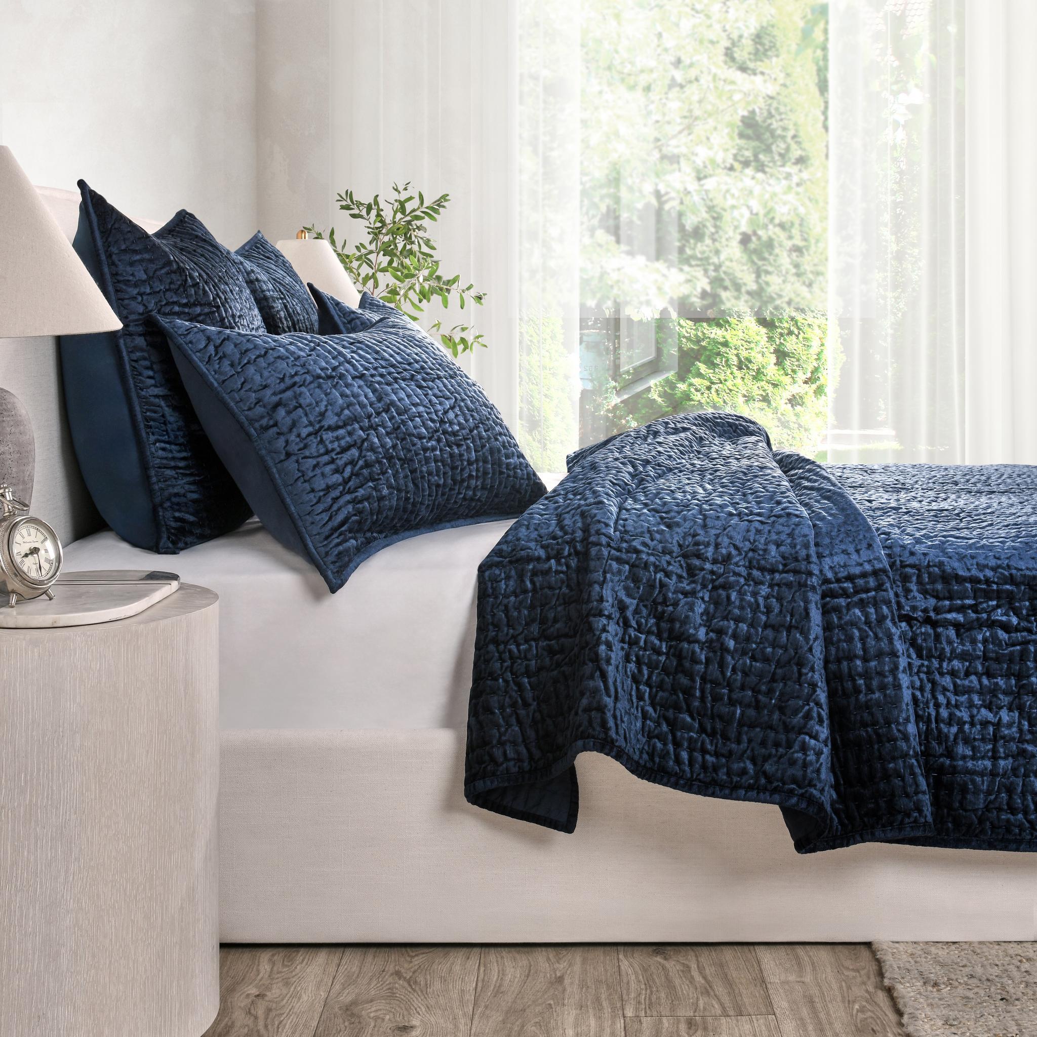Bari Velvet Quilt Collection - Ocean Blue - King / Set