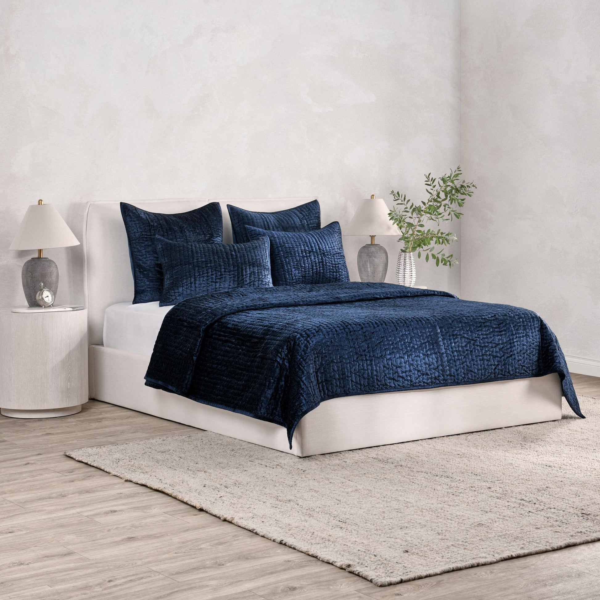 Bari Velvet Quilt Collection - Ocean Blue - King / Set
