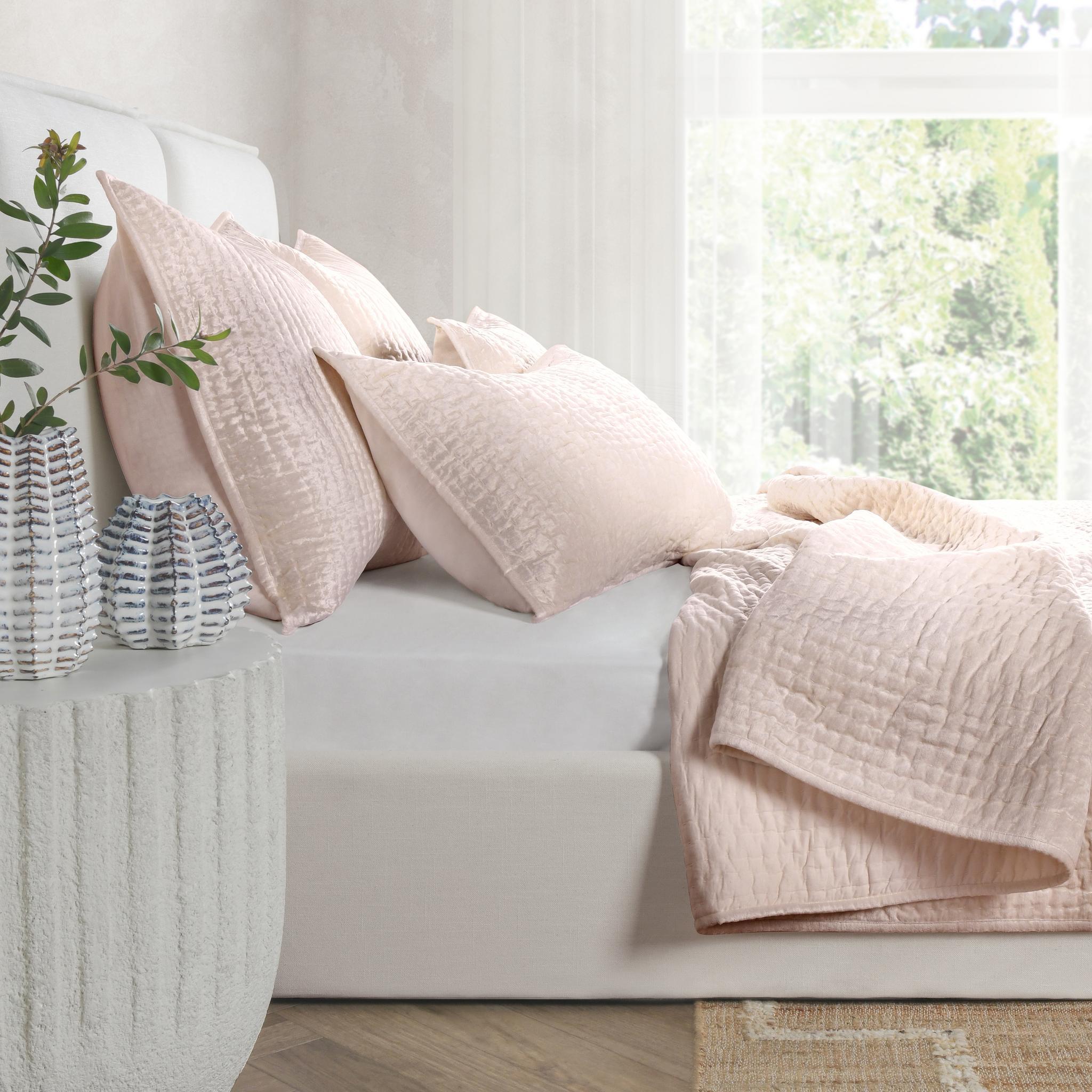 Bari Velvet Quilt Collection - Bliss Pink - King / Set