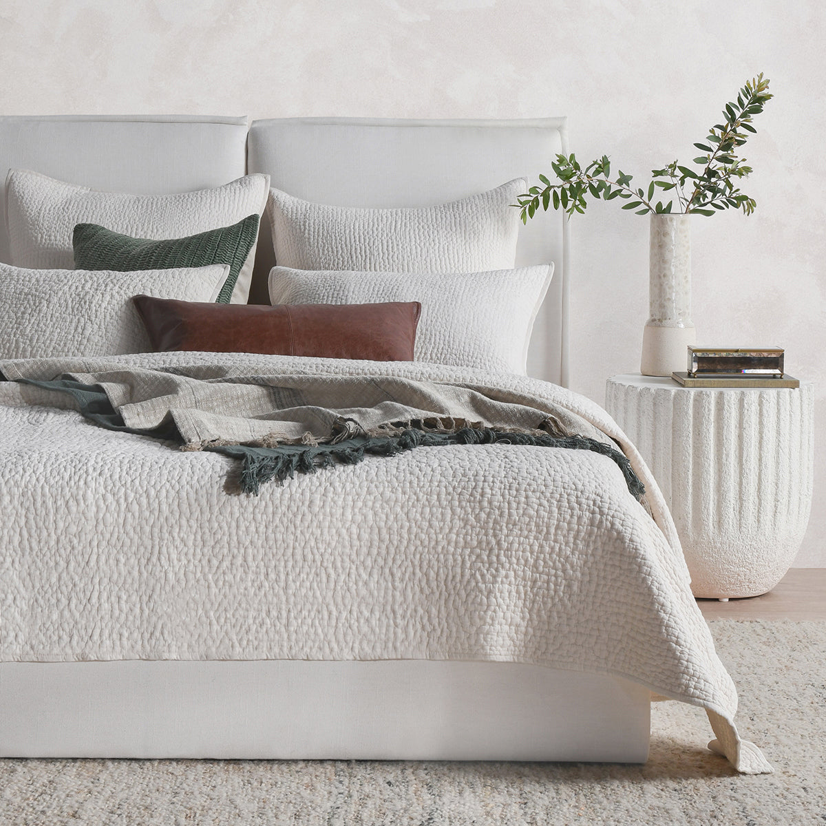 Danica Quilt - White - King / Set