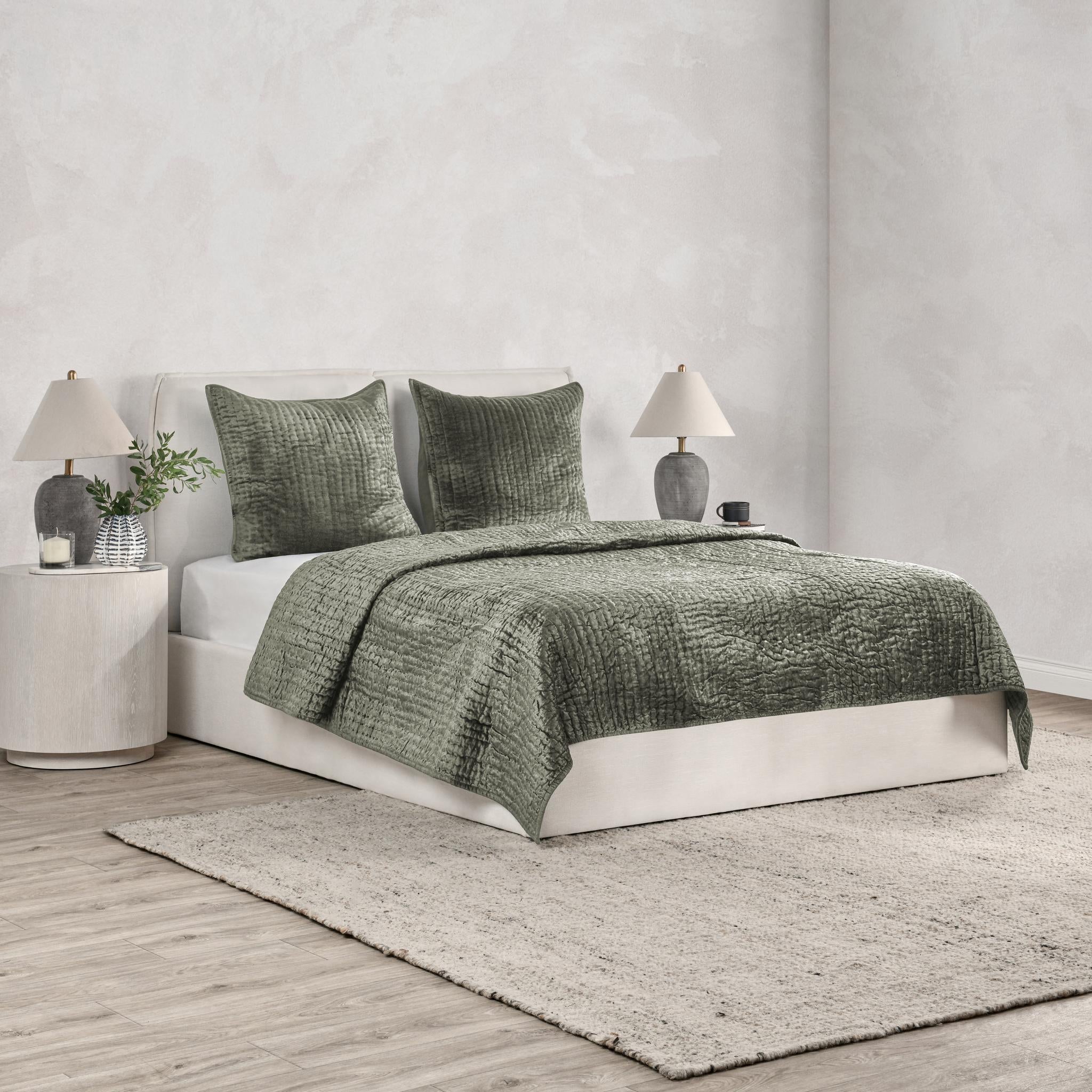 Bari Velvet Quilt Collection - Sage - King / Set