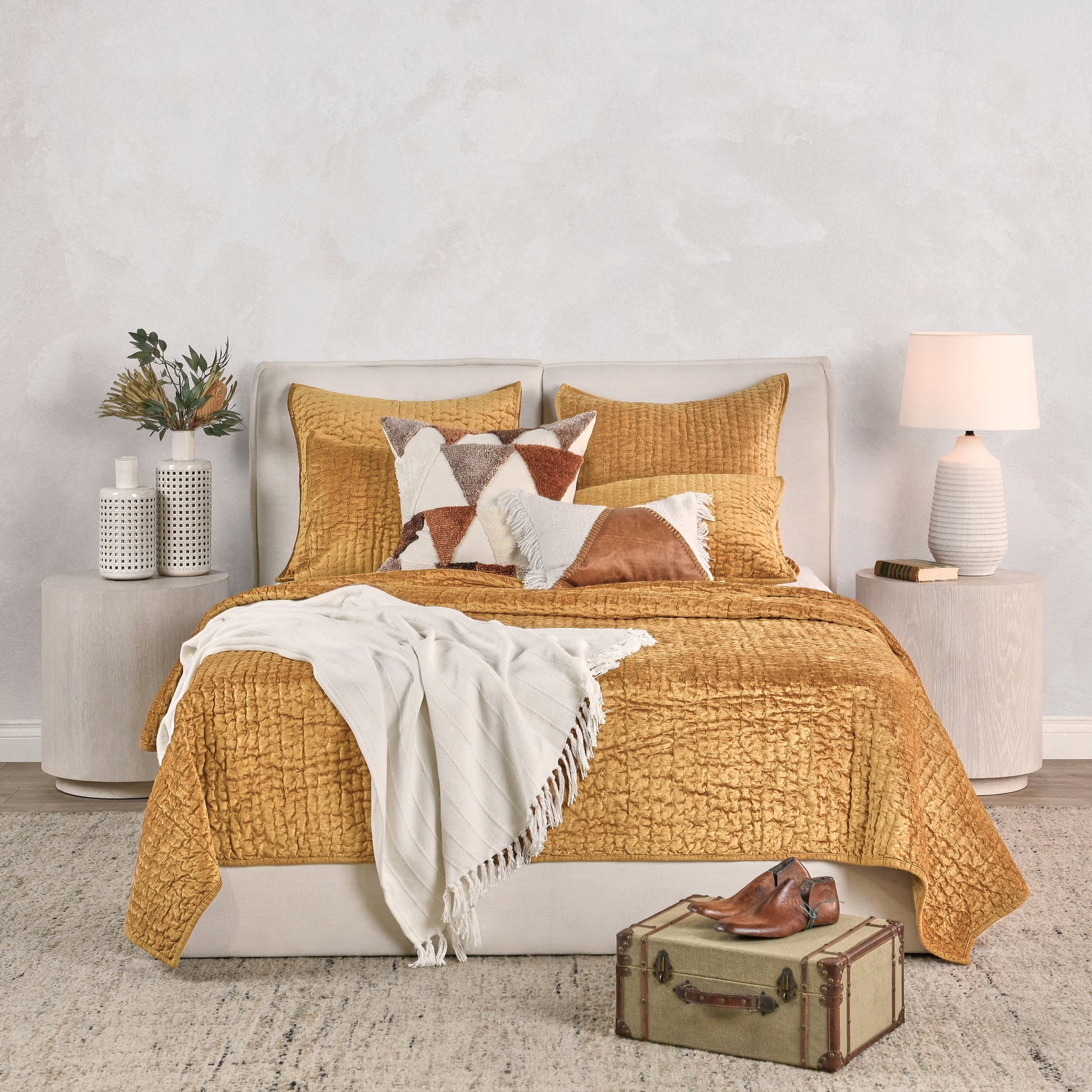 Bari Velvet Quilt Collection - Honey Gold - King / Set