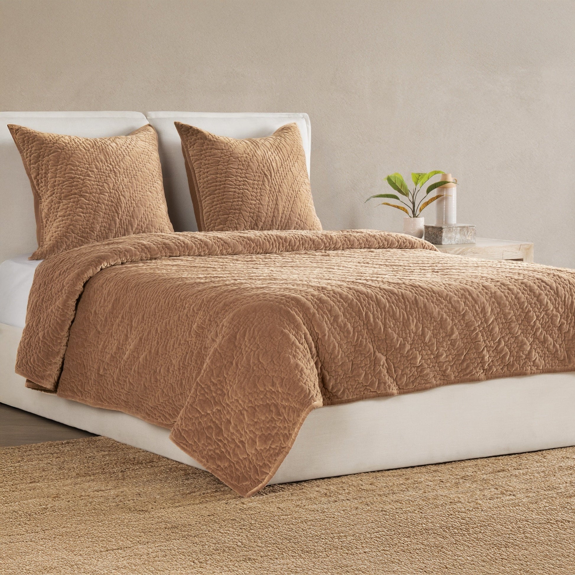 Elms Velvet Quilt Collection - Hazel - King / Set
