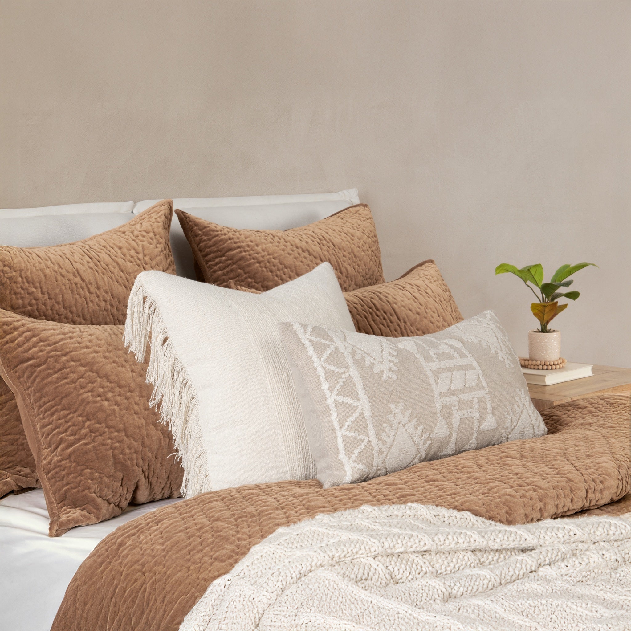 Elms Velvet Quilt Collection - Hazel - King / Set