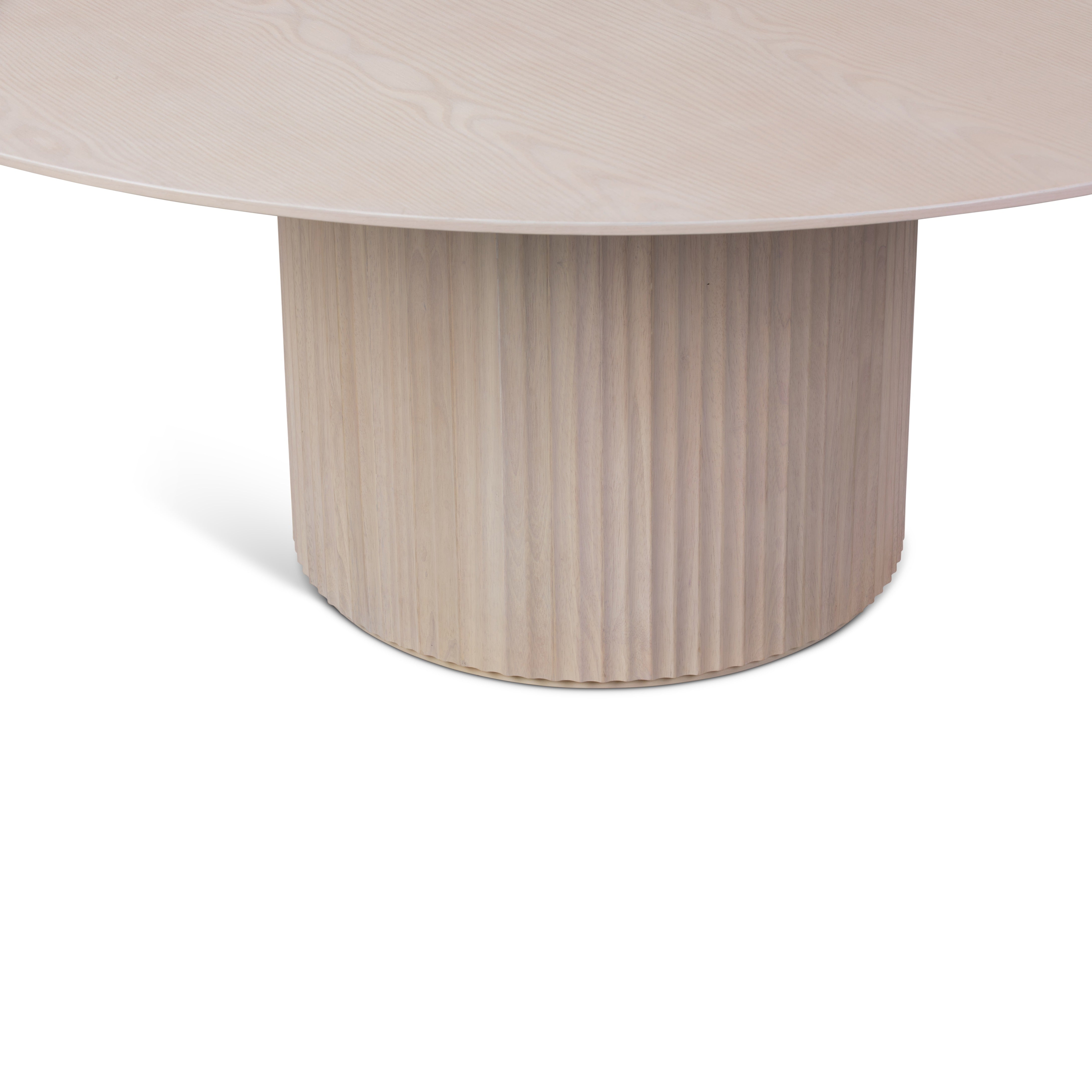 Atenas Round Dining Table Nevoa by Urbia - product detail 5