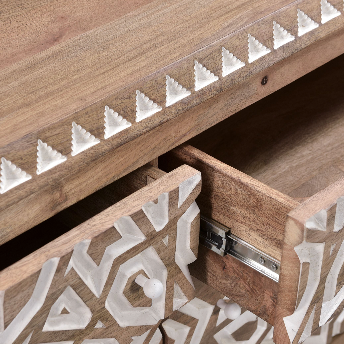 Marrakesh Solid Wood Hand-carved 6-Drawer Dresser